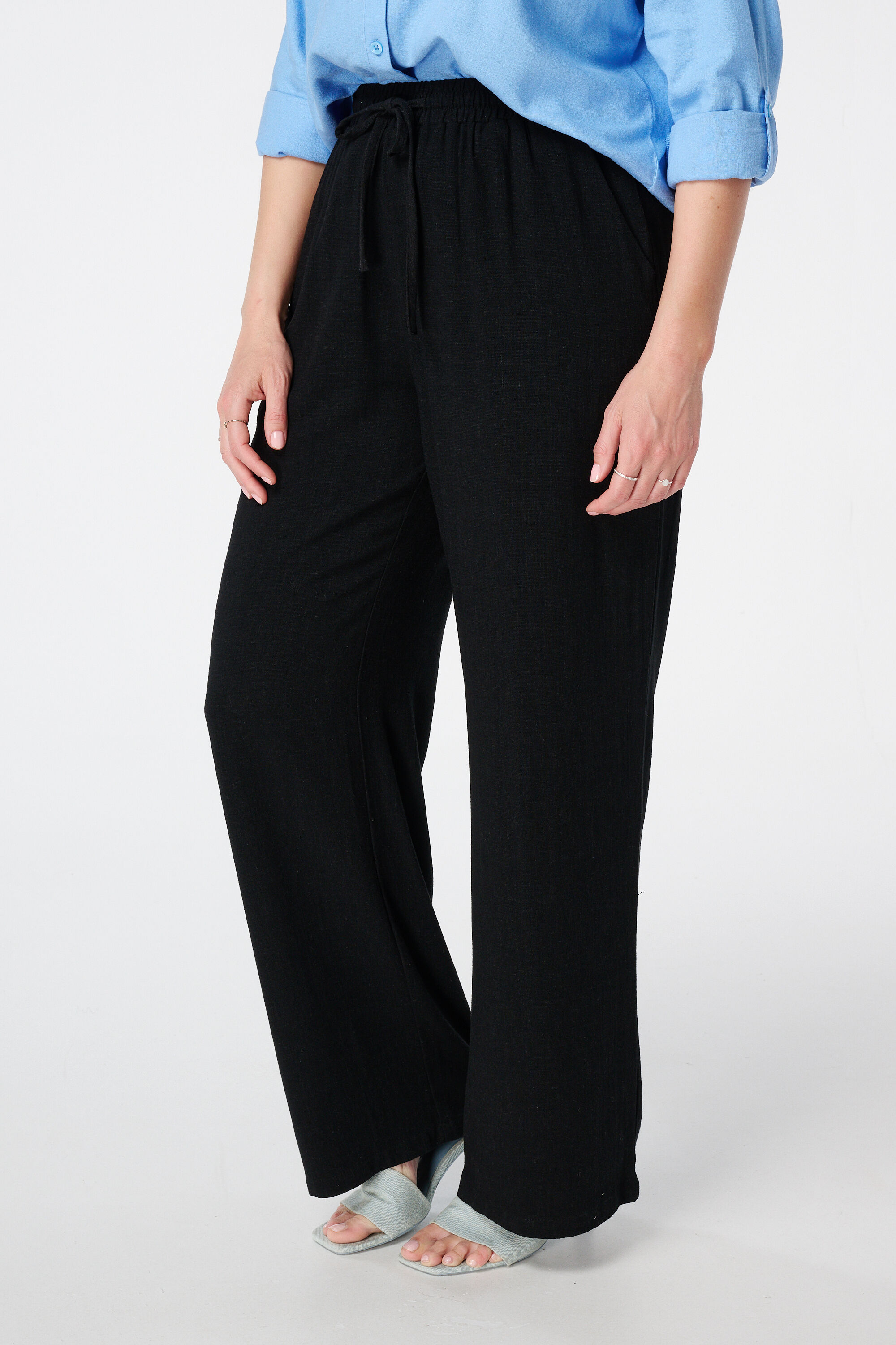 Pantalones de lino image number 5