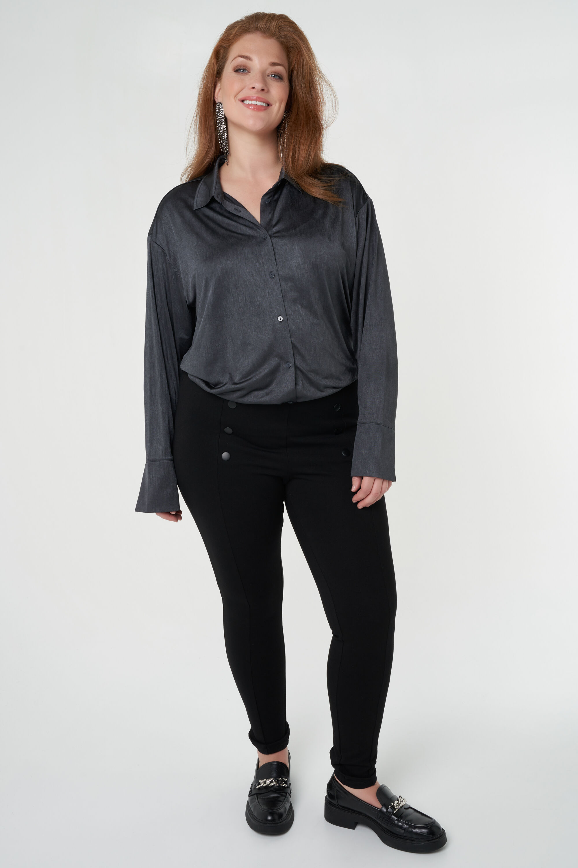 Treggings con botones image number 7