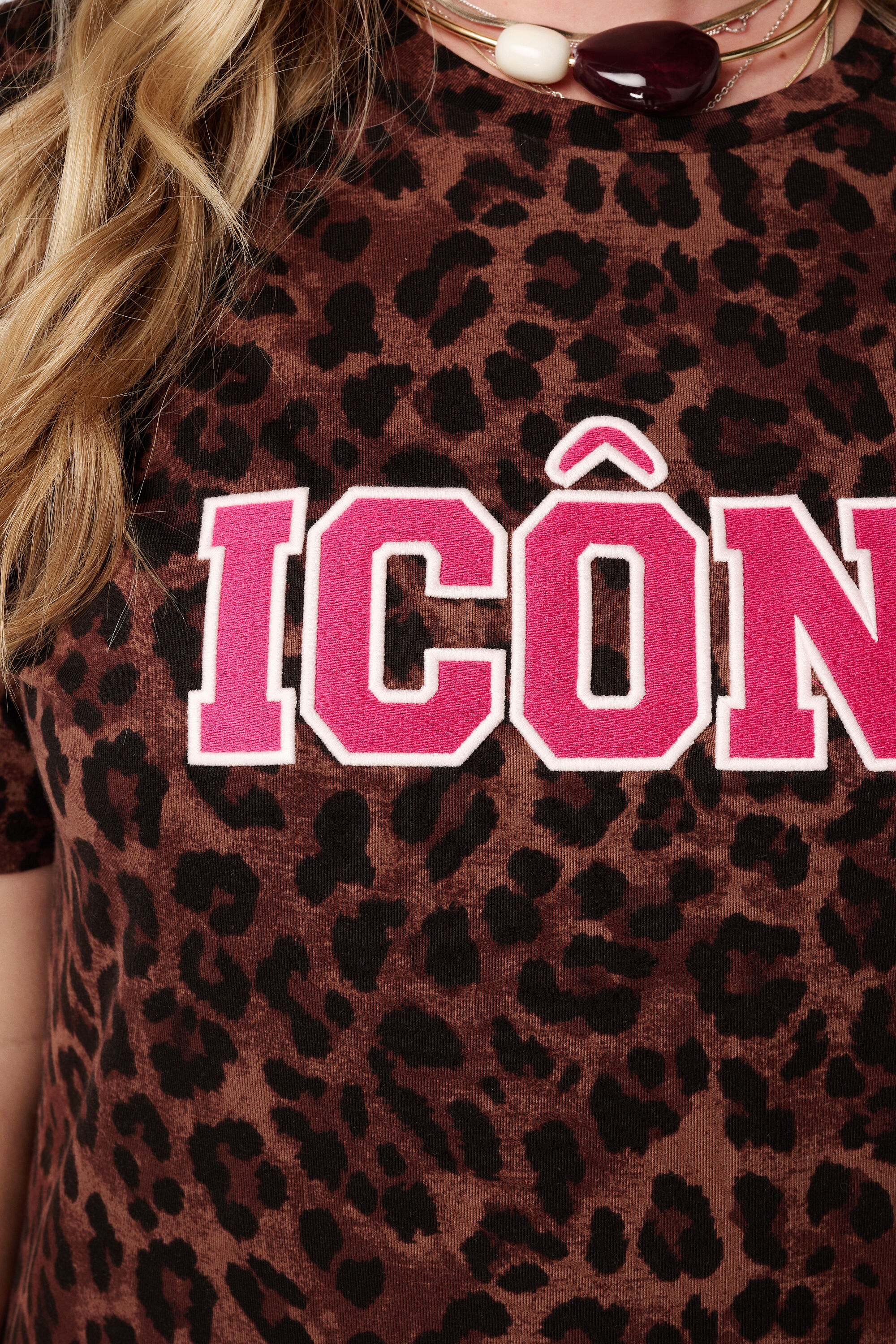 Camiseta con estampado animal image number 6