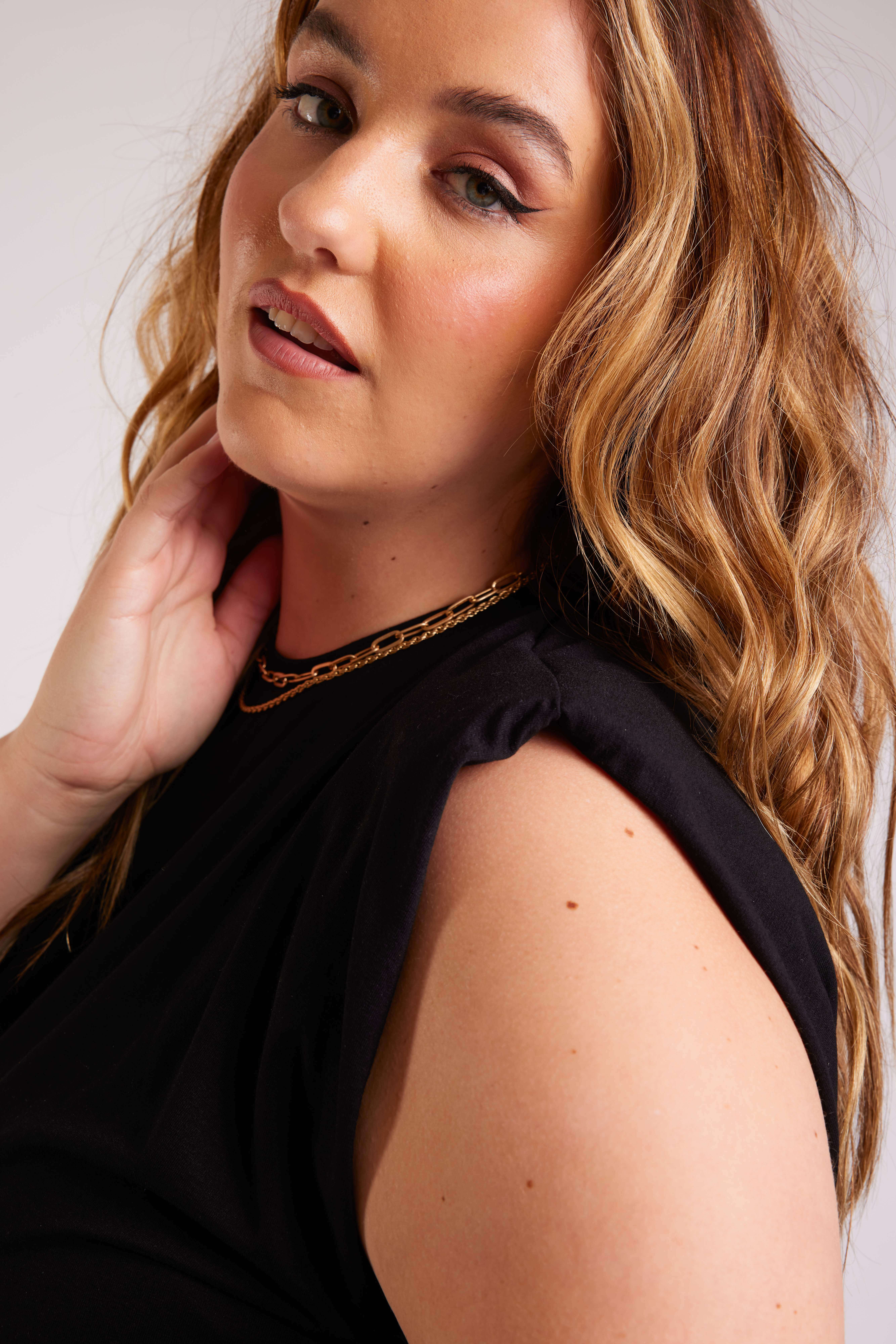 Top con hombreras  image number 5