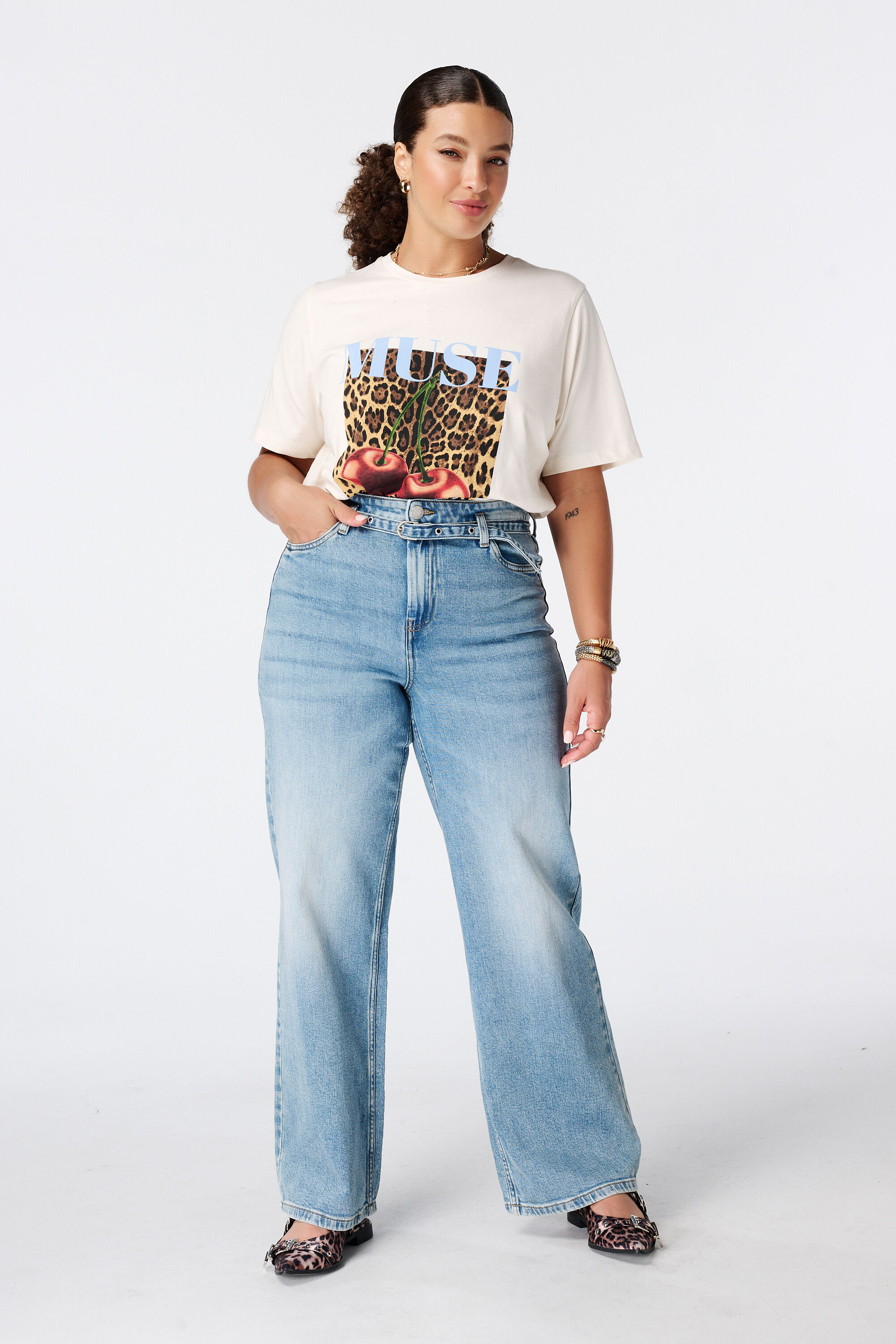Camiseta con estampado image number 5
