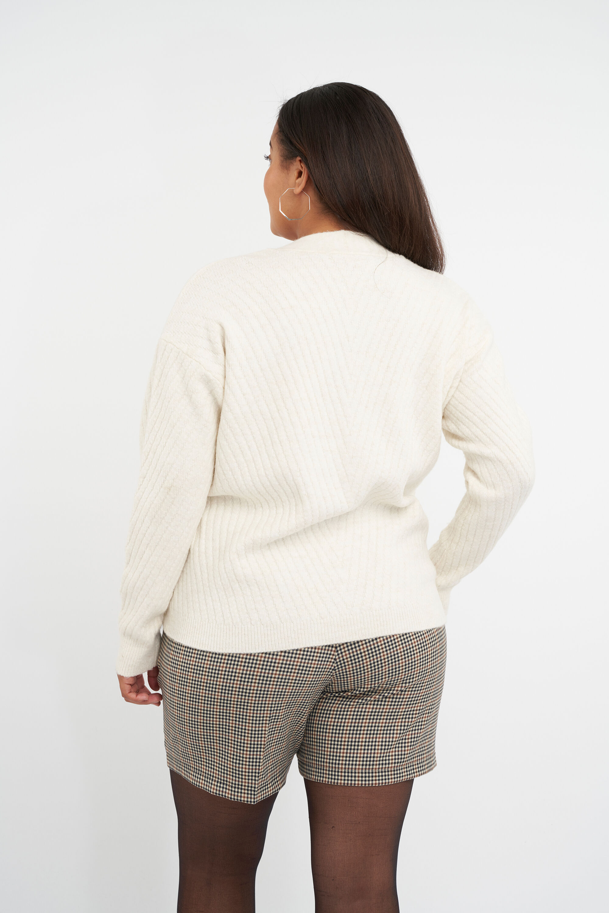 C&aacute;rdigan de punto image number 3