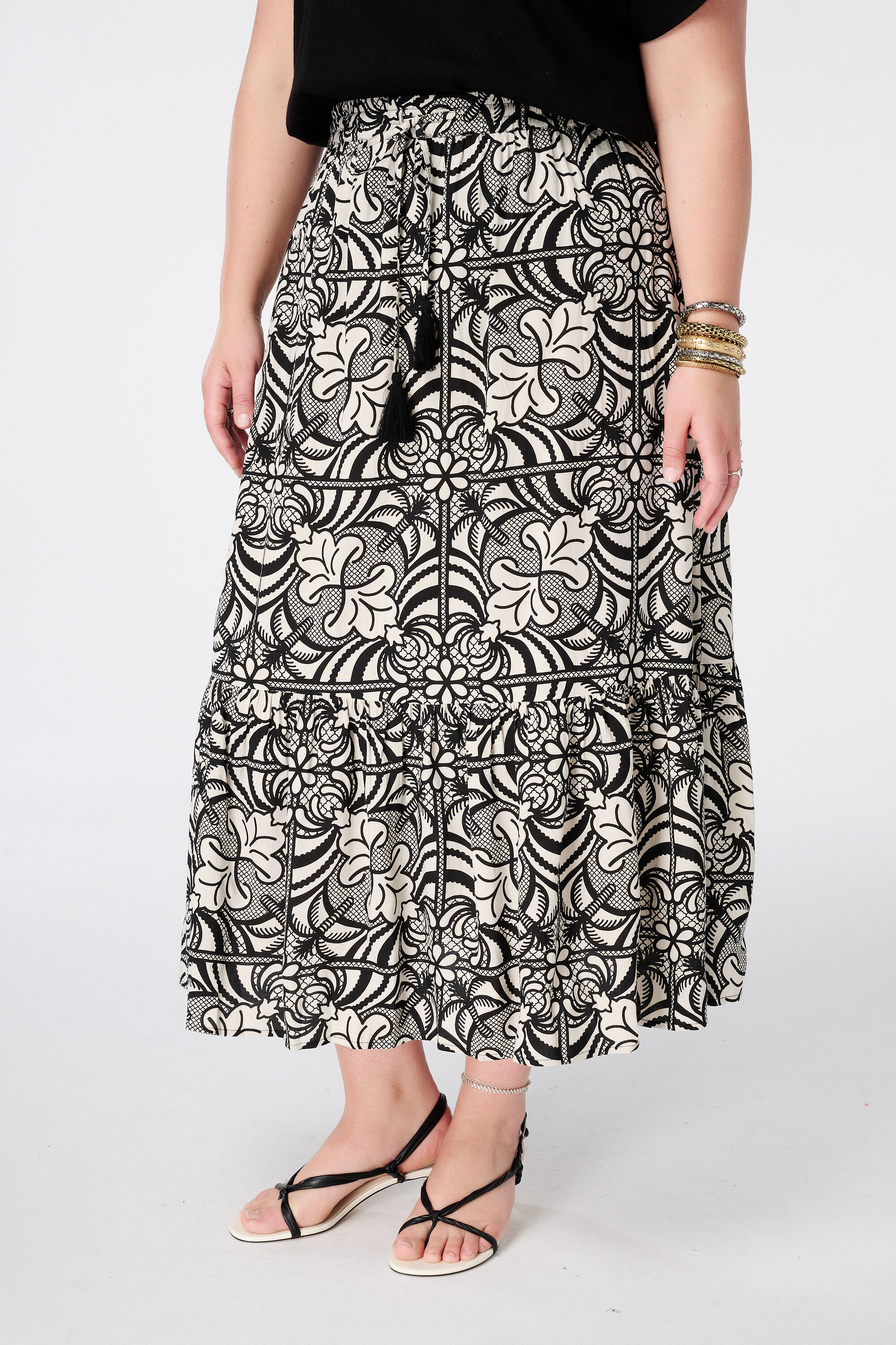Falda maxi con estampado image number 5