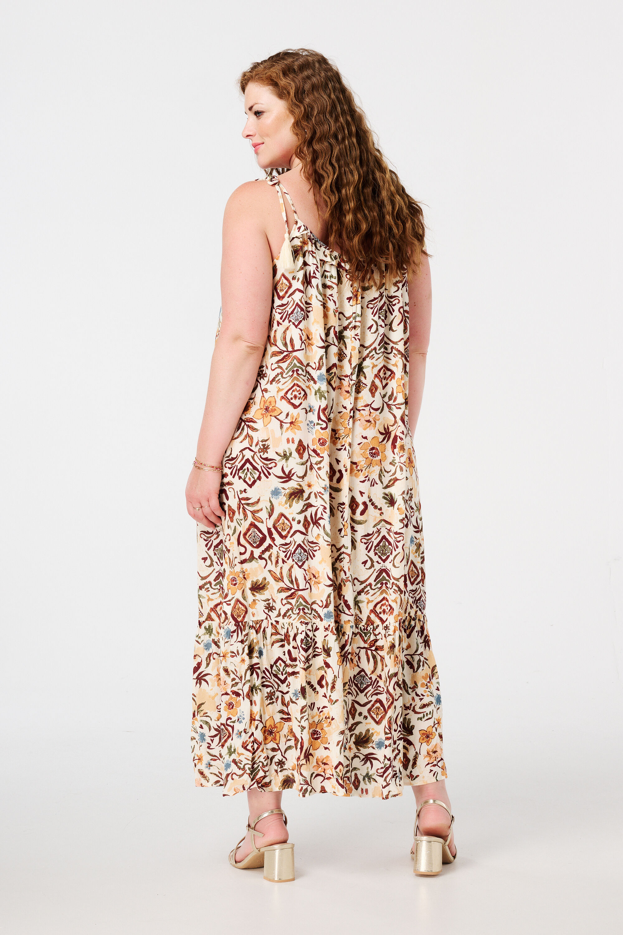 Vestido largo con estampado y pompones image number 3