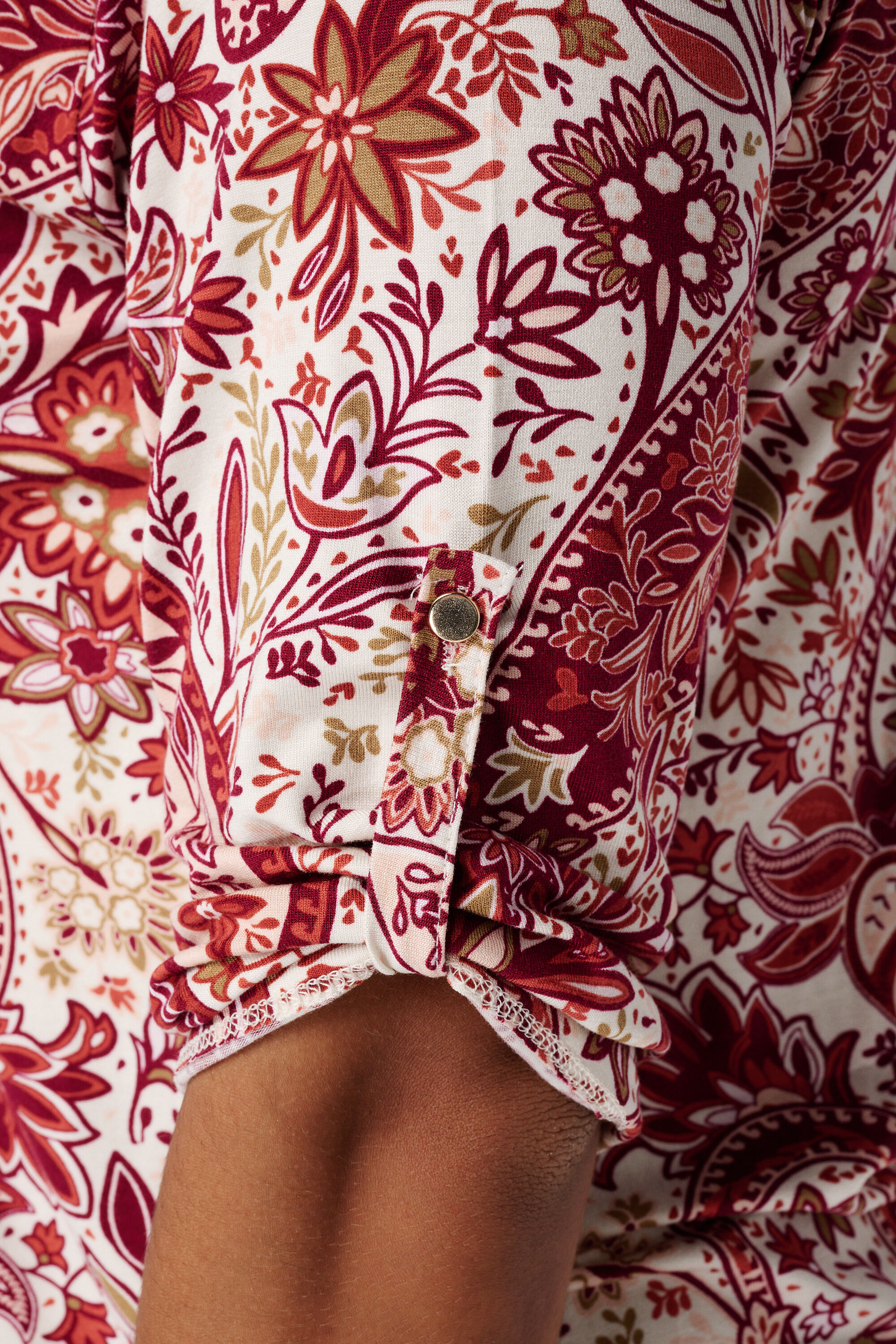 Top con estampado image number 6