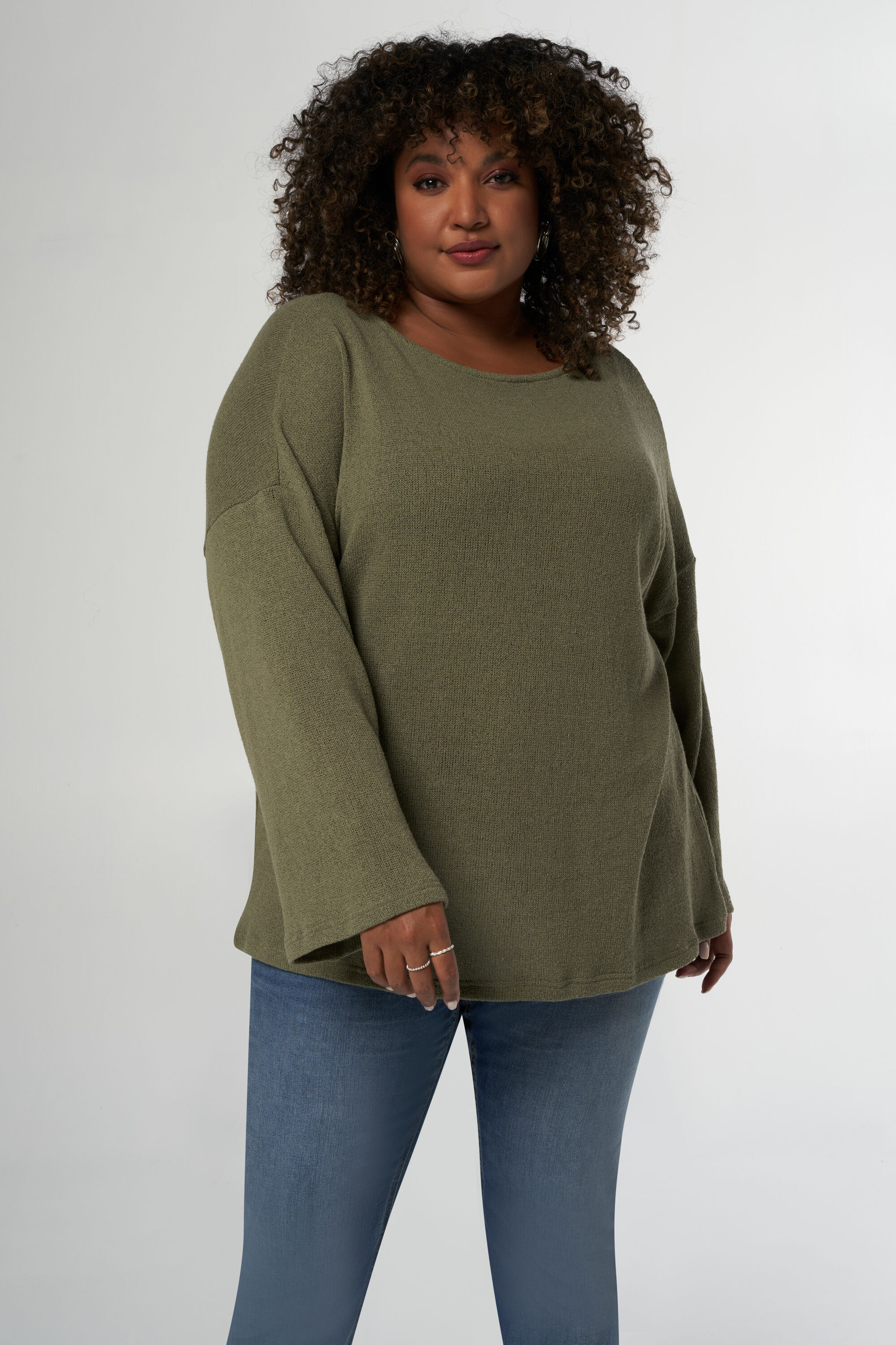 Top con manga larga acampanada image number 5