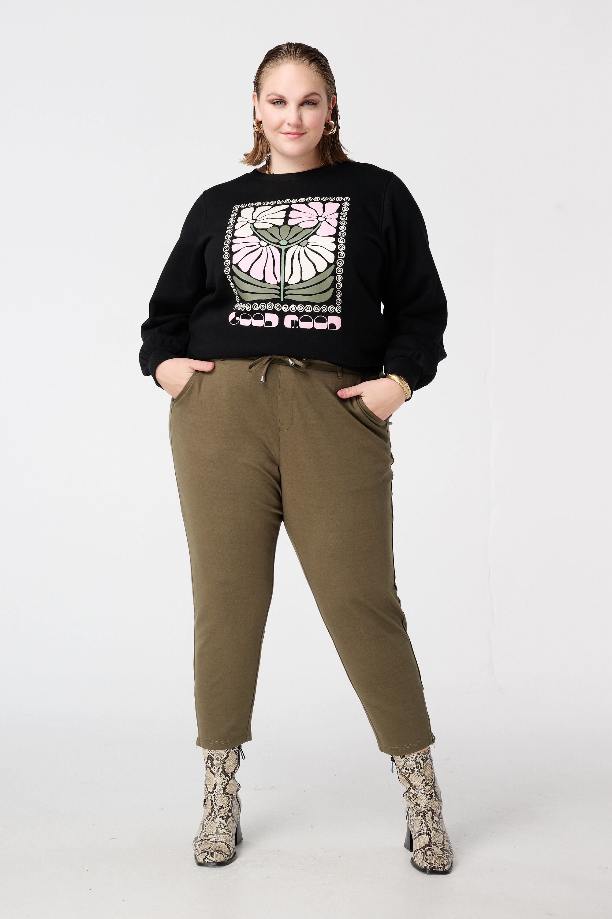 Sudadera con estampado image number 5