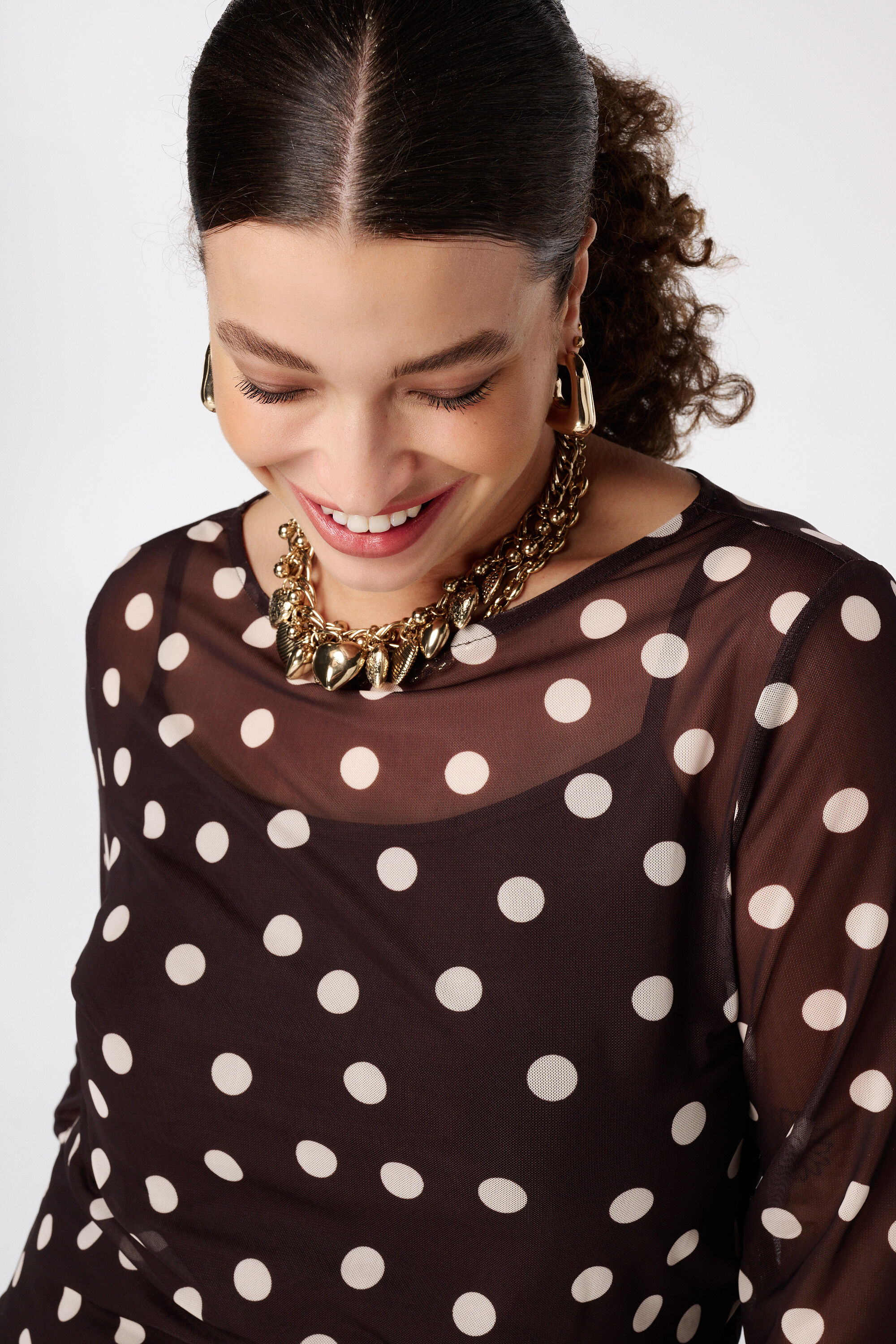 Top de malla con lunares image number 4