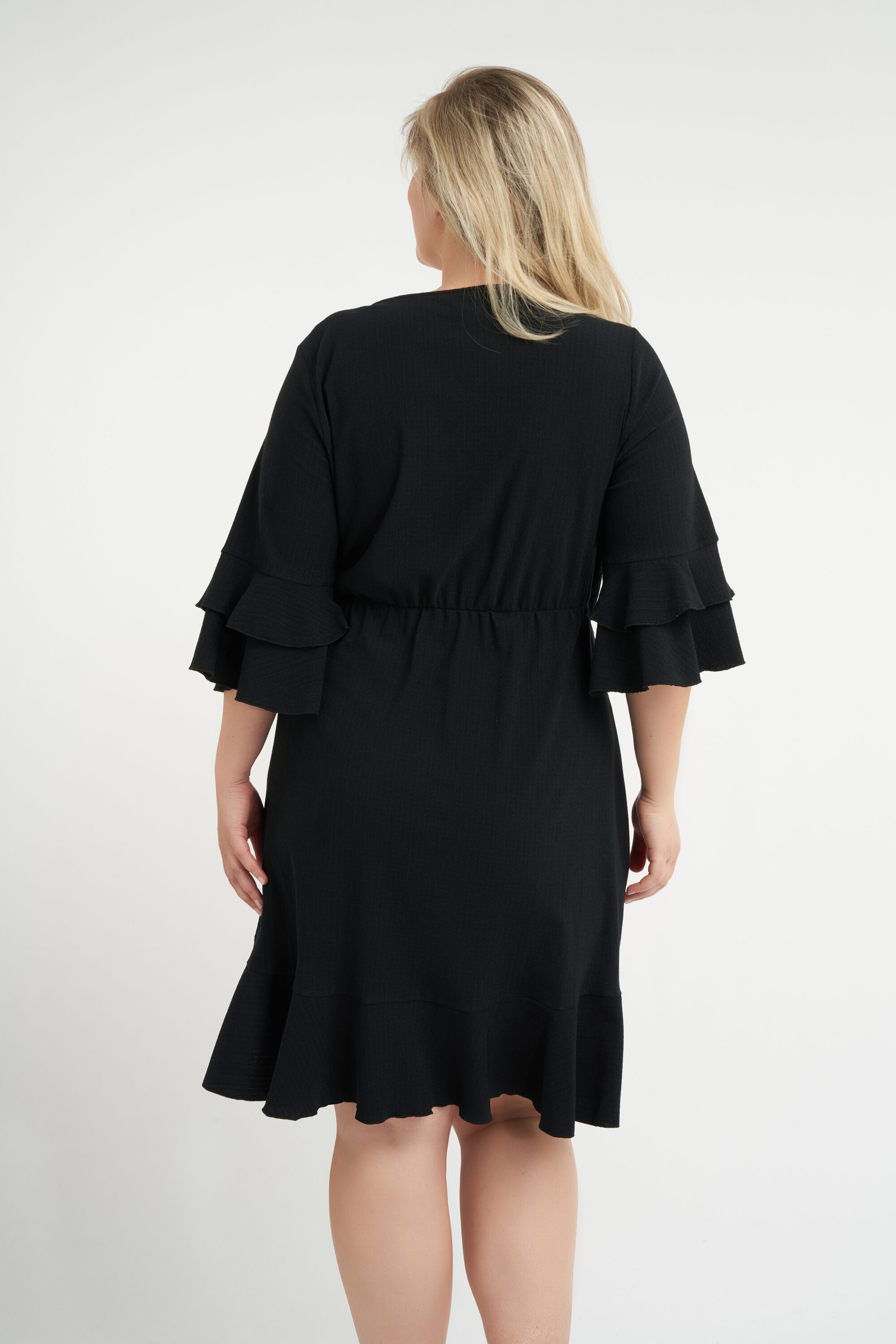 Vestido cruzado image number 3