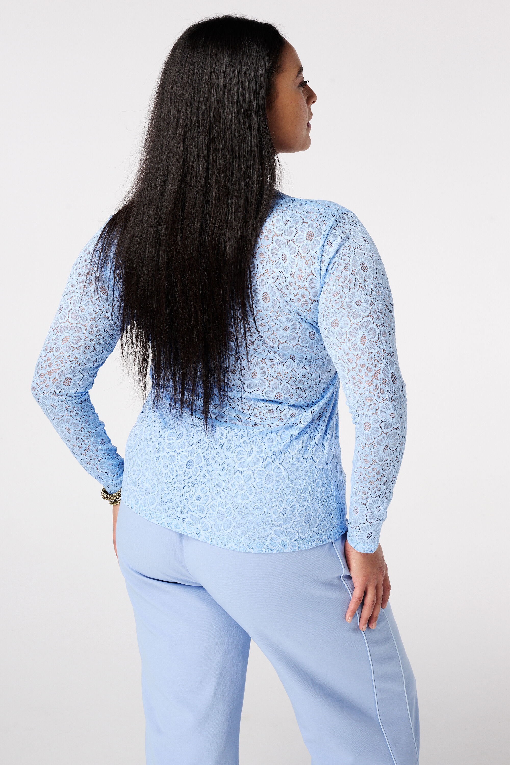 Top de encaje  image number 3