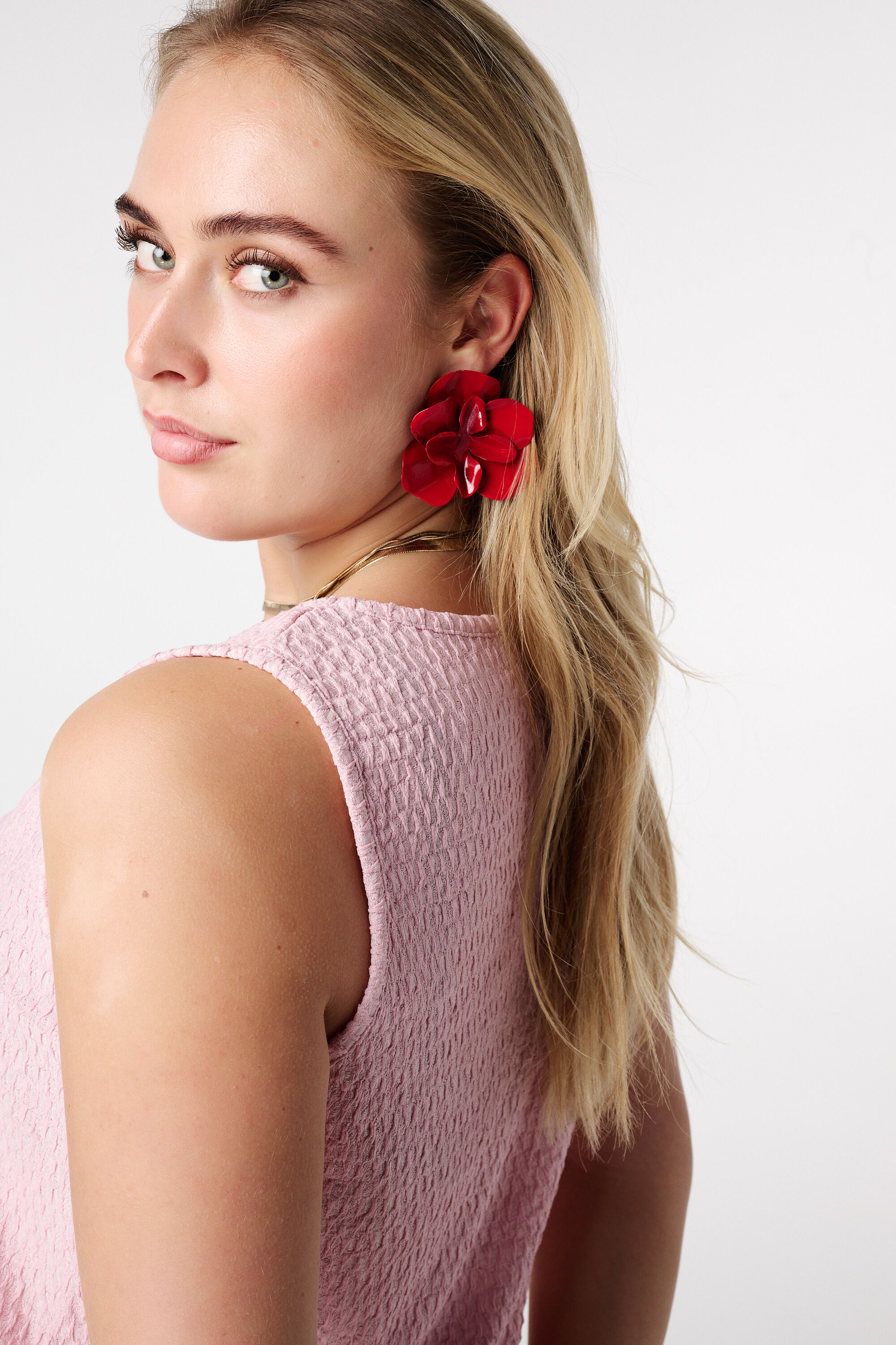 Top sin mangas con textura image number 4