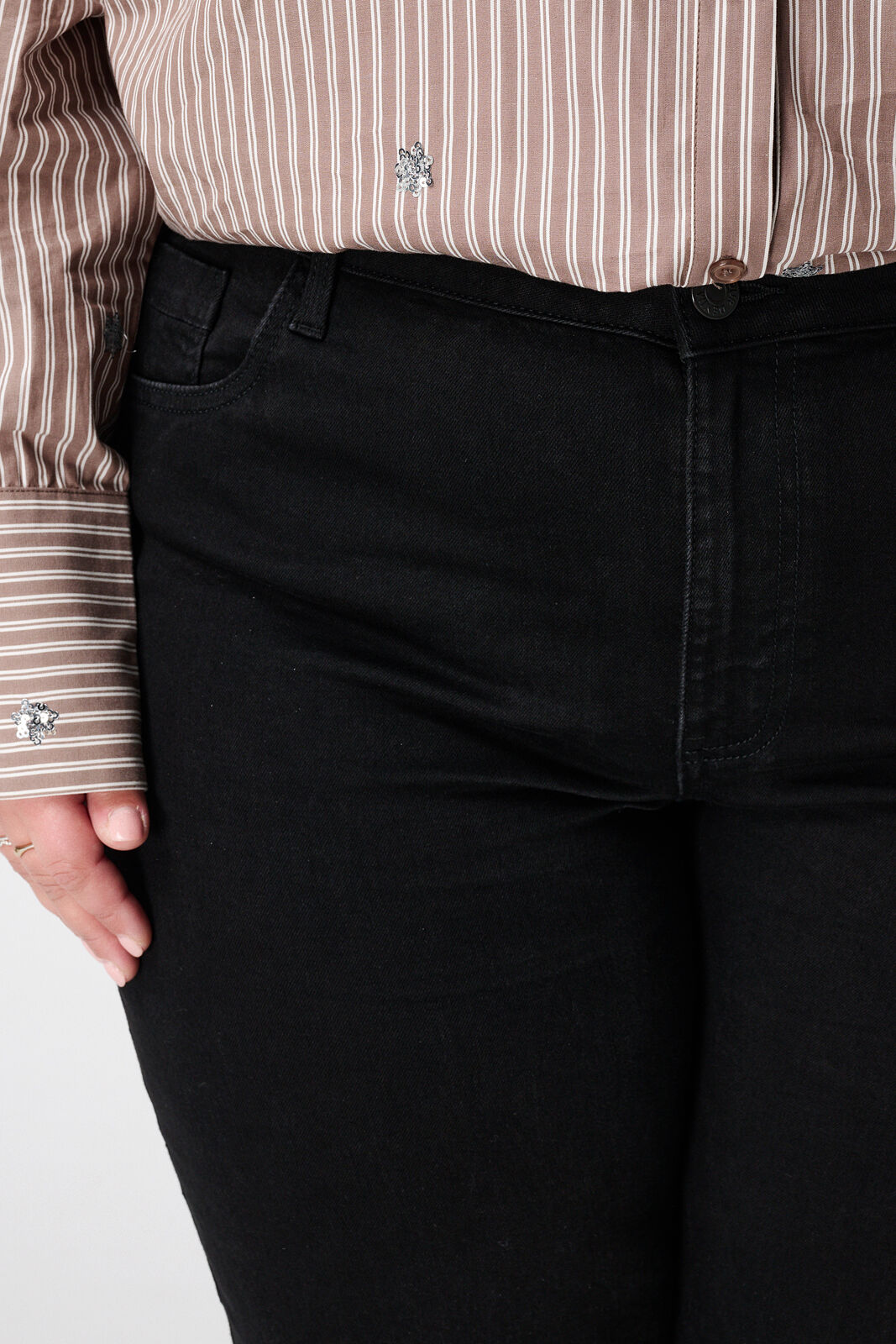 Vaqueros straight leg LILY largo 32" image number 4