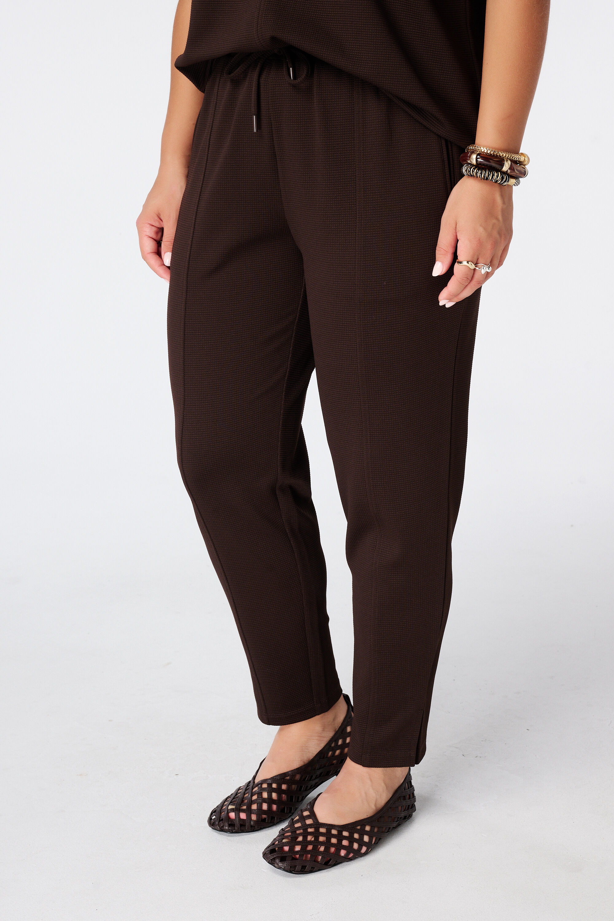 Pantalones con cord&oacute;n ajustable image number 5