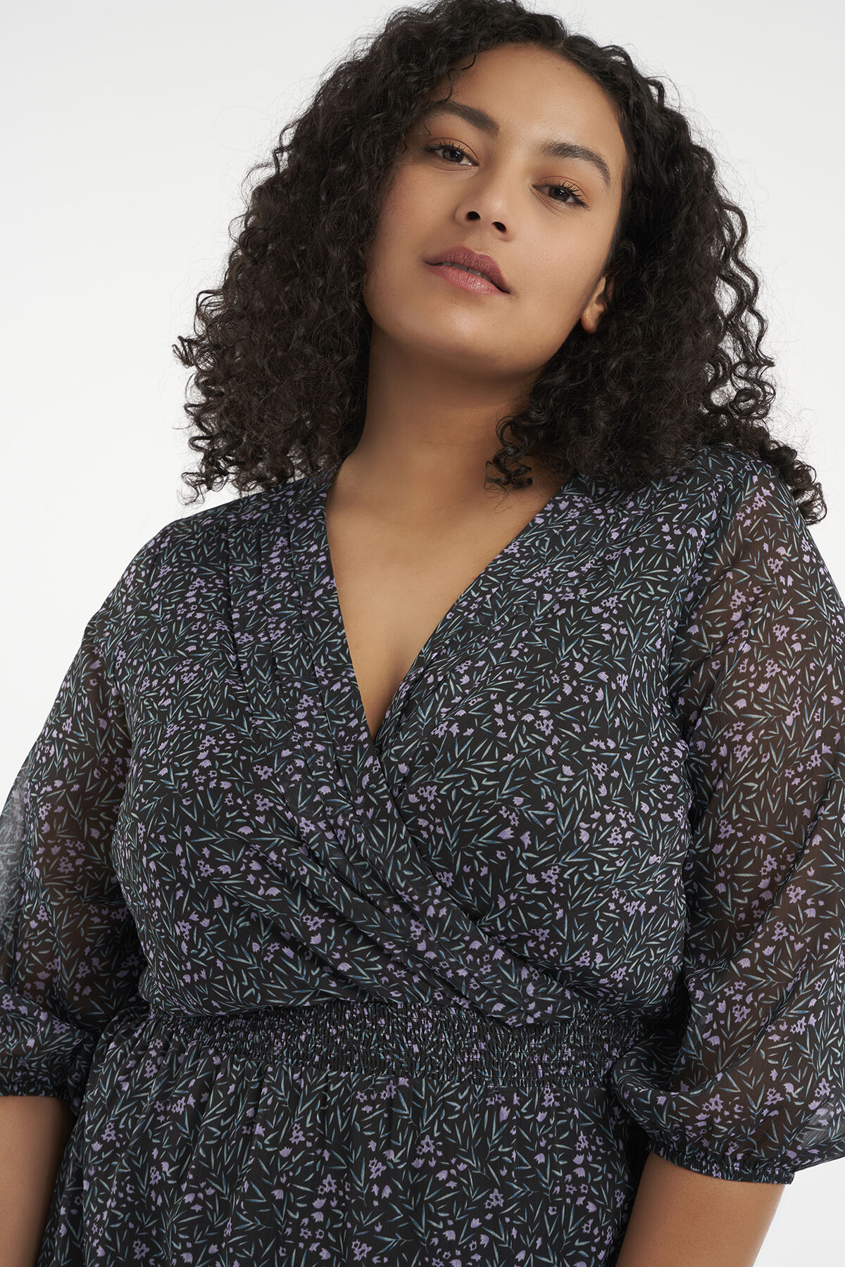 Vestido con estampado  image number 4