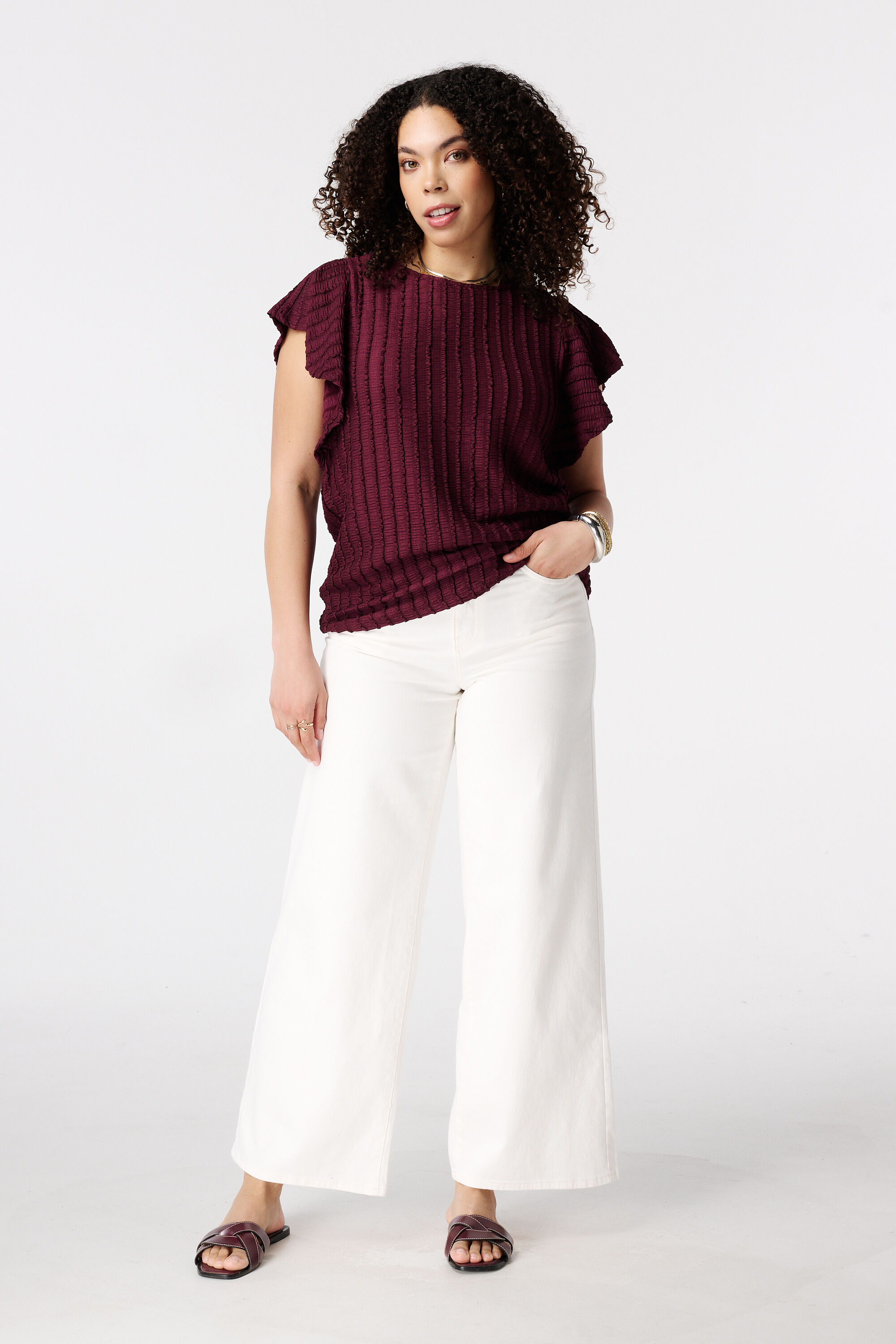 Top con mangas mariposa image number 5