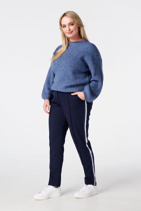Pantalón cónico con ribete lateral Pantalón cónico con ribete lateral