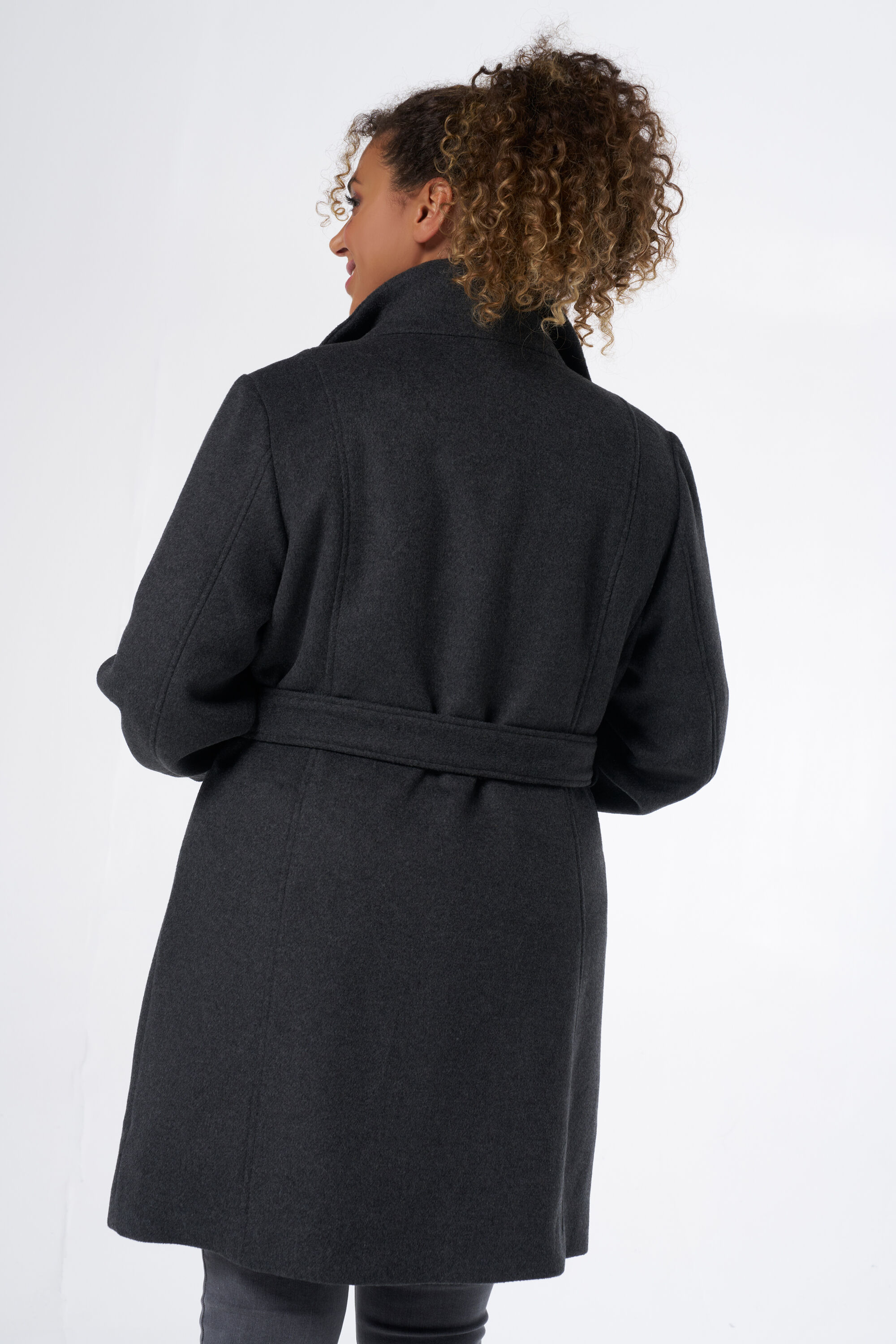 Chaqueta con cintur&oacute;n image number 3