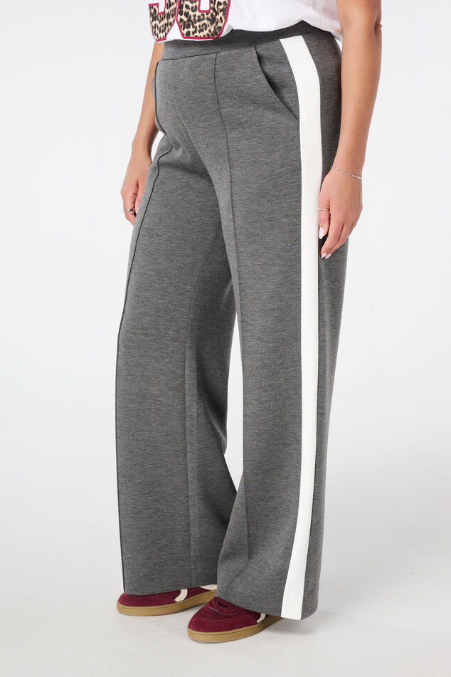 Pantalones anchos con raya en contraste image number 5