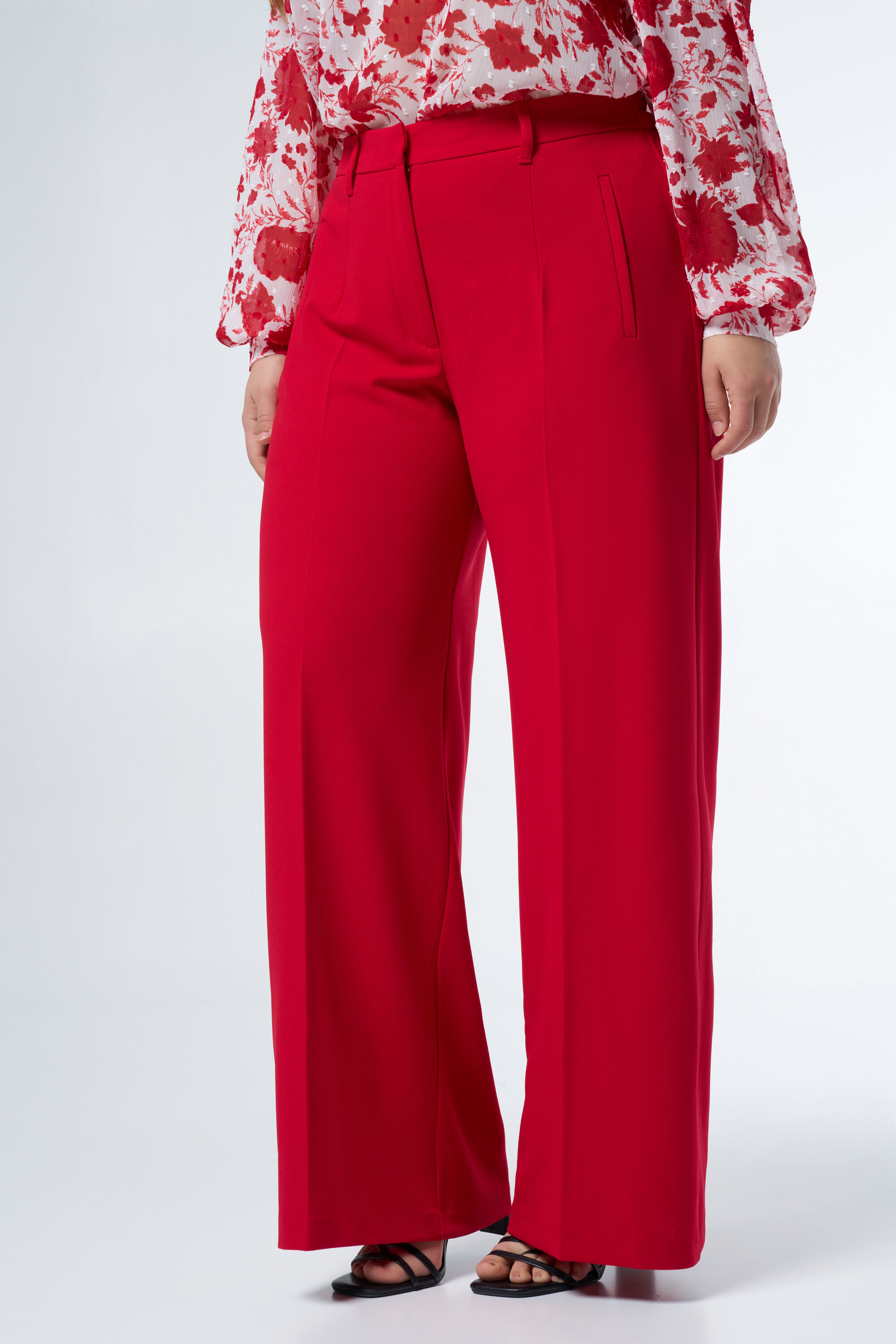 Pantalones de pernera ancha image number 5