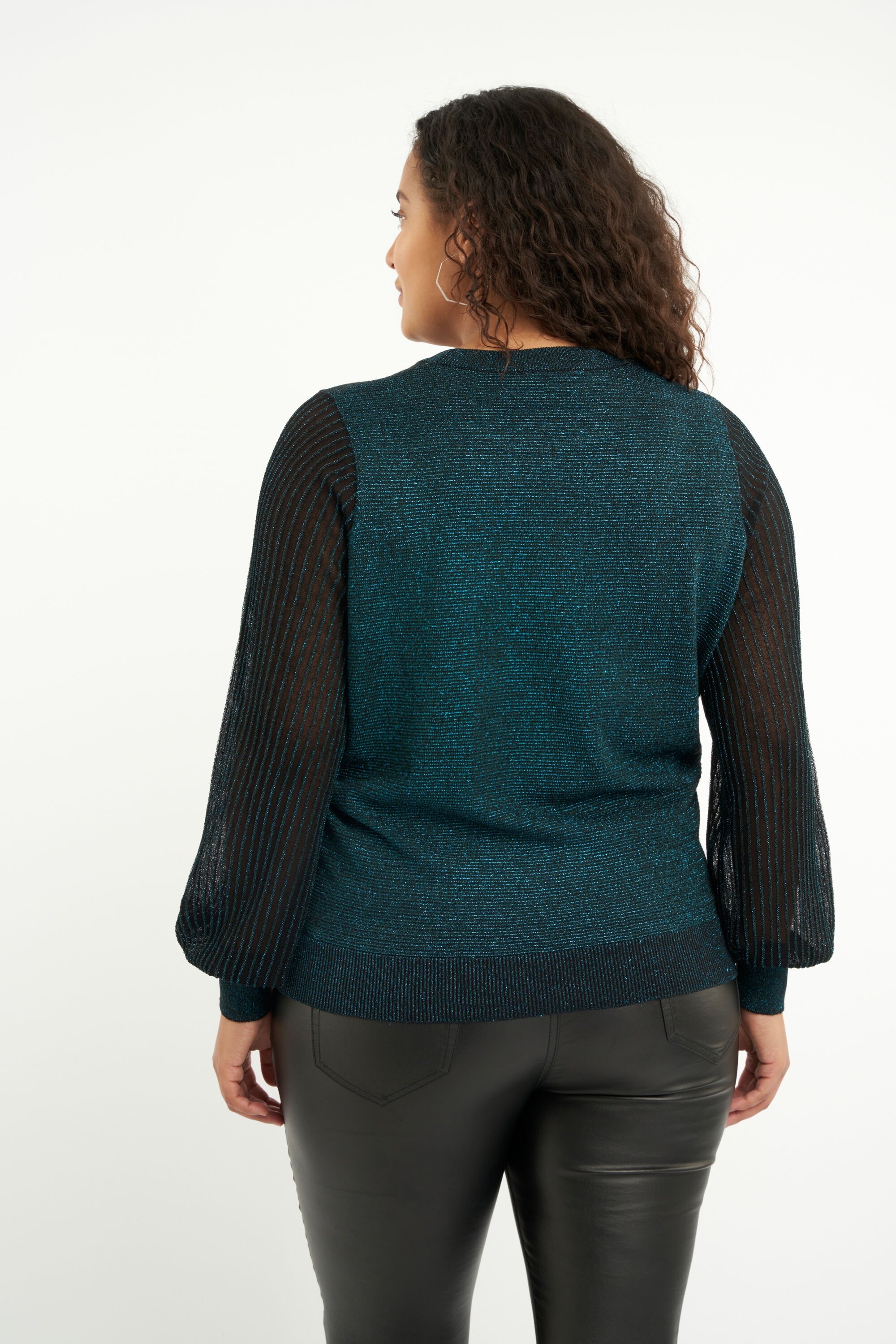 Su&eacute;ter con detalle de purpurina image number 4