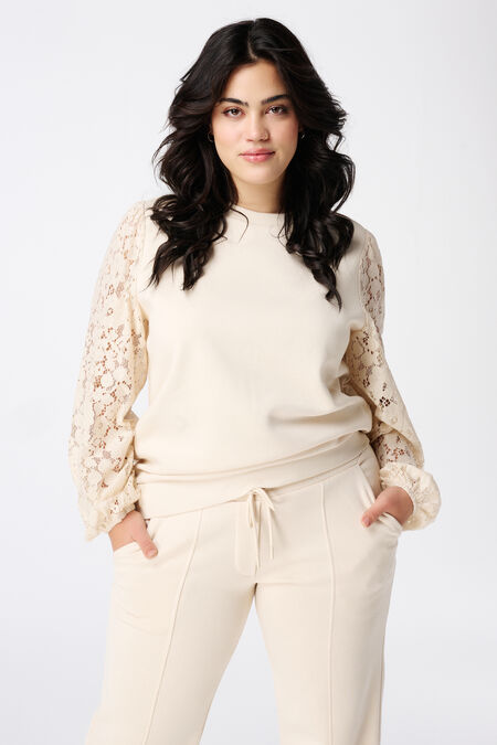 Top con mangas de encaje Top con mangas de encaje