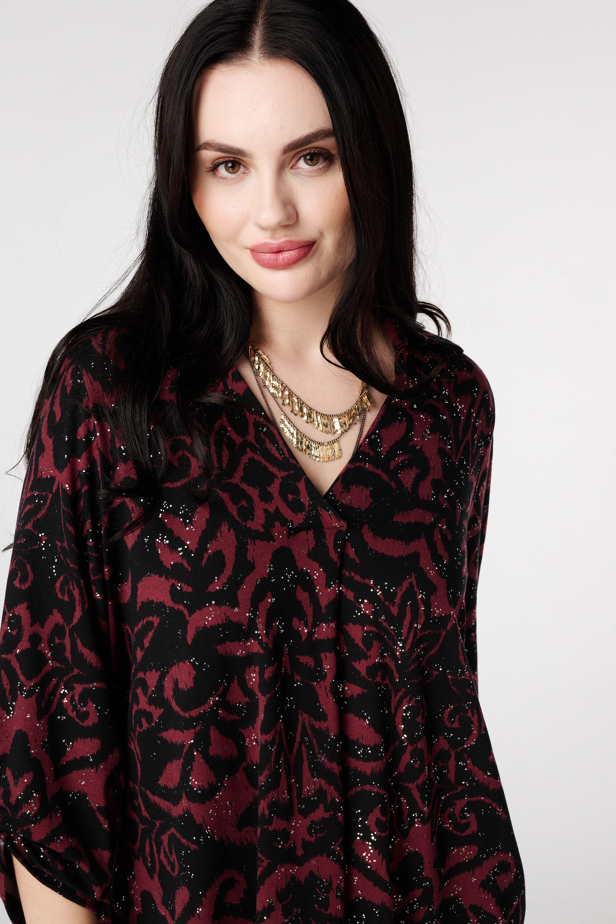 Top con estampado el&aacute;stico y laminado image number 4