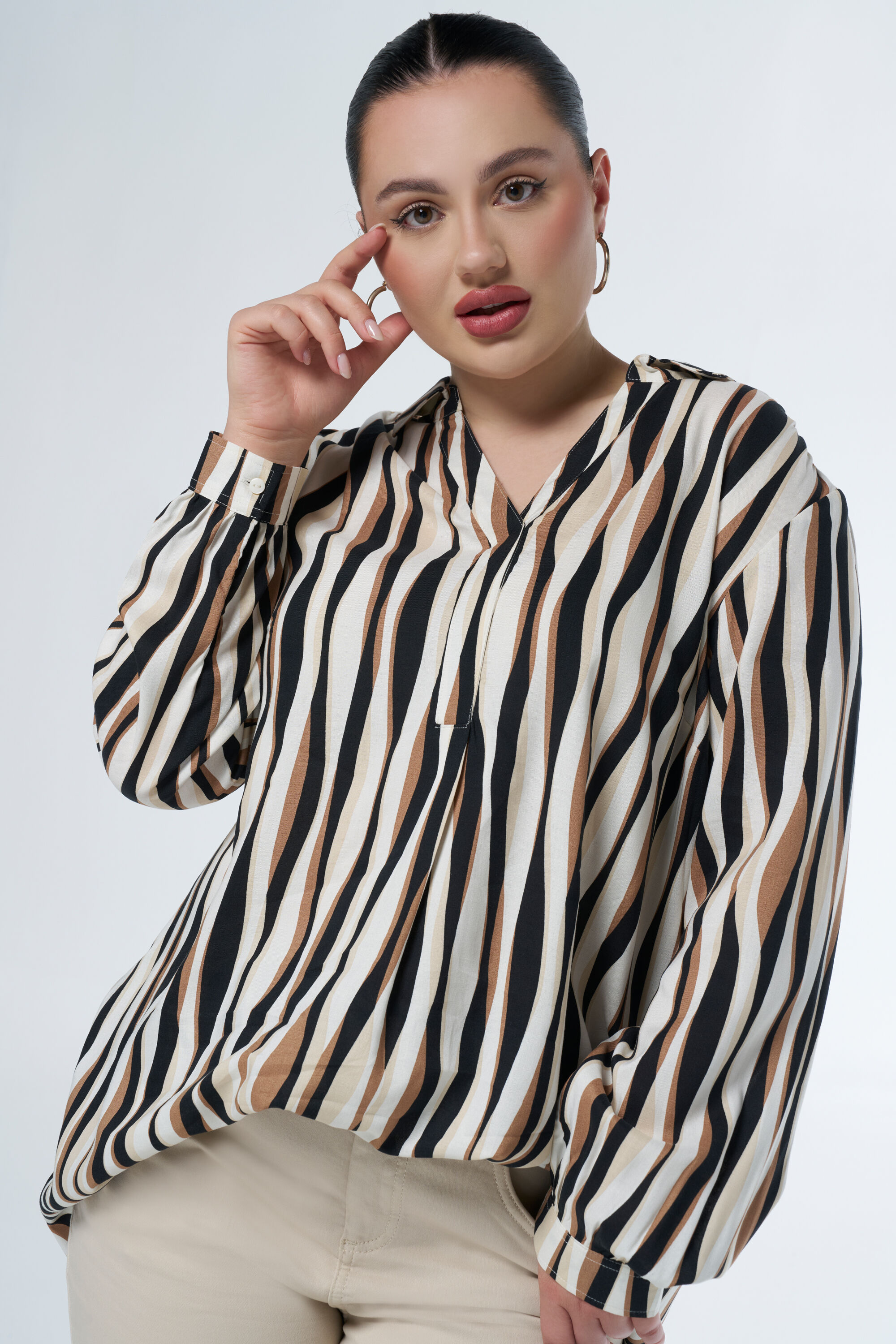 Blusa con estampado  image number 0