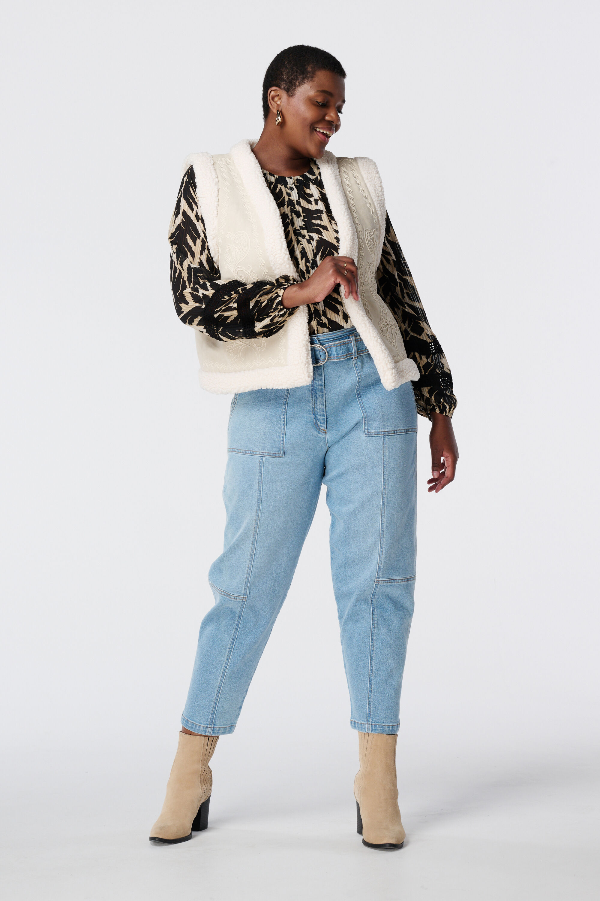 Chaleco con forro de peluche image number 5