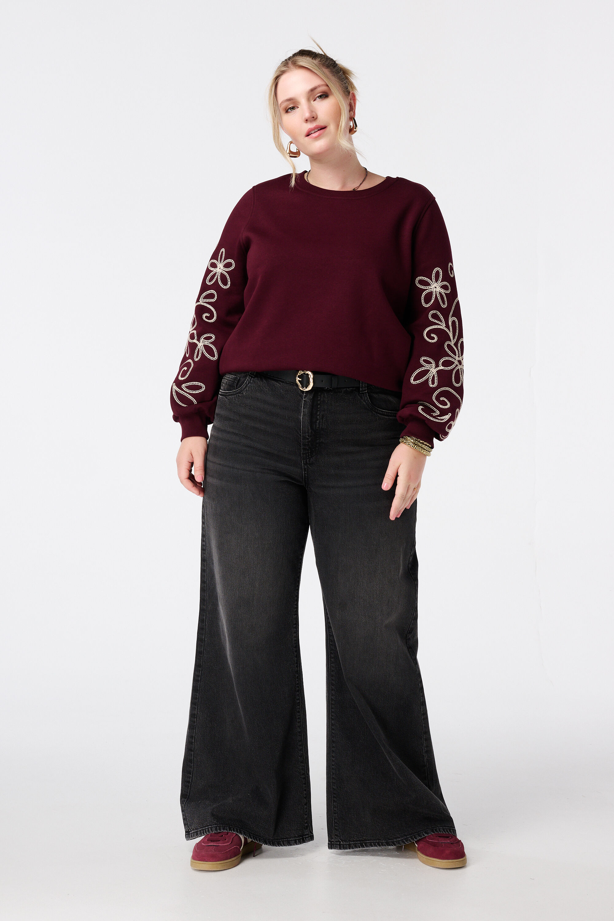 Jersey con detalles bordados image number 5