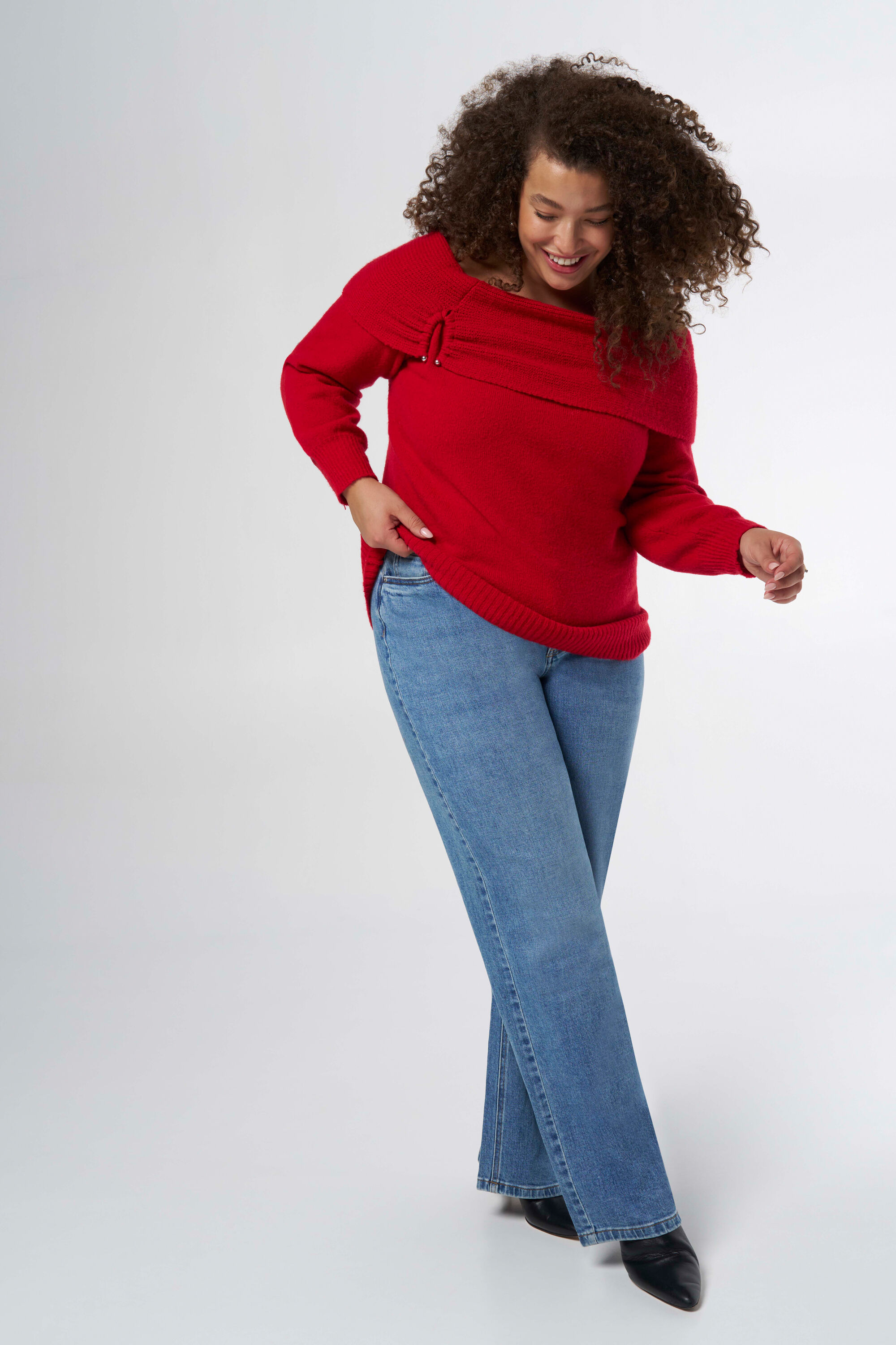 Jersey con los hombros descubiertos image number 5