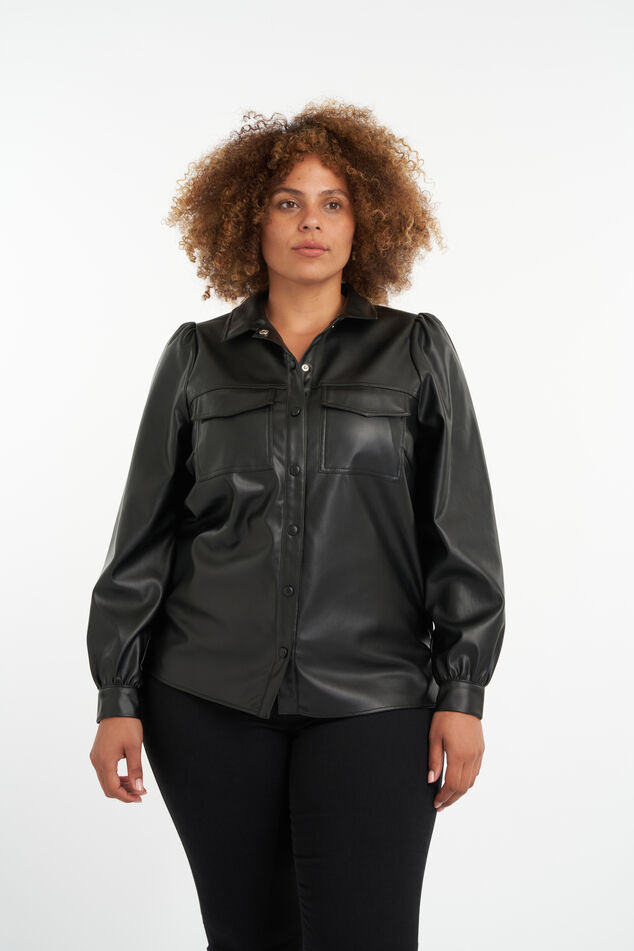 Blusa de cuero sintético con mangas abullonadas. image number 5