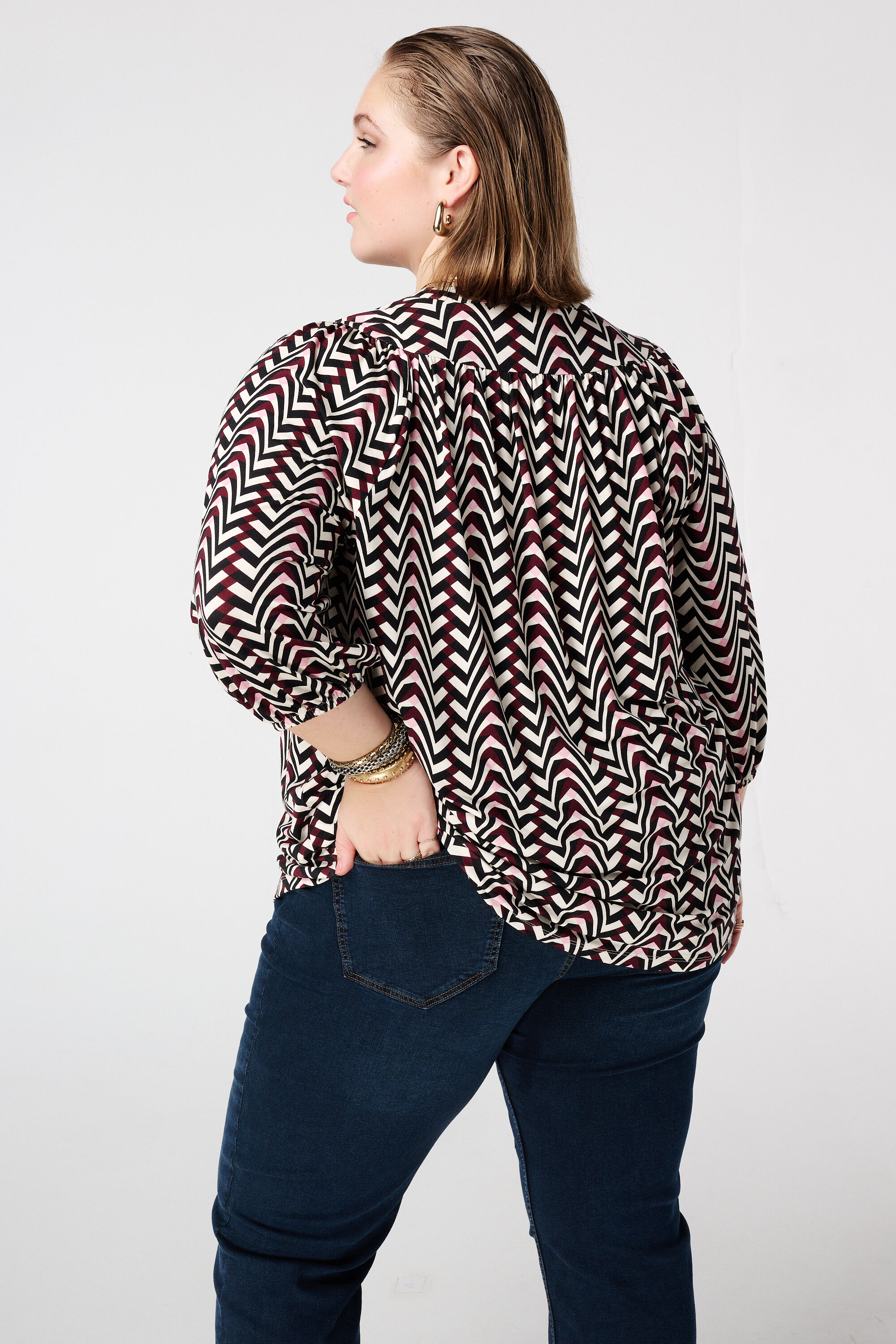 Top de punto con estampado image number 3