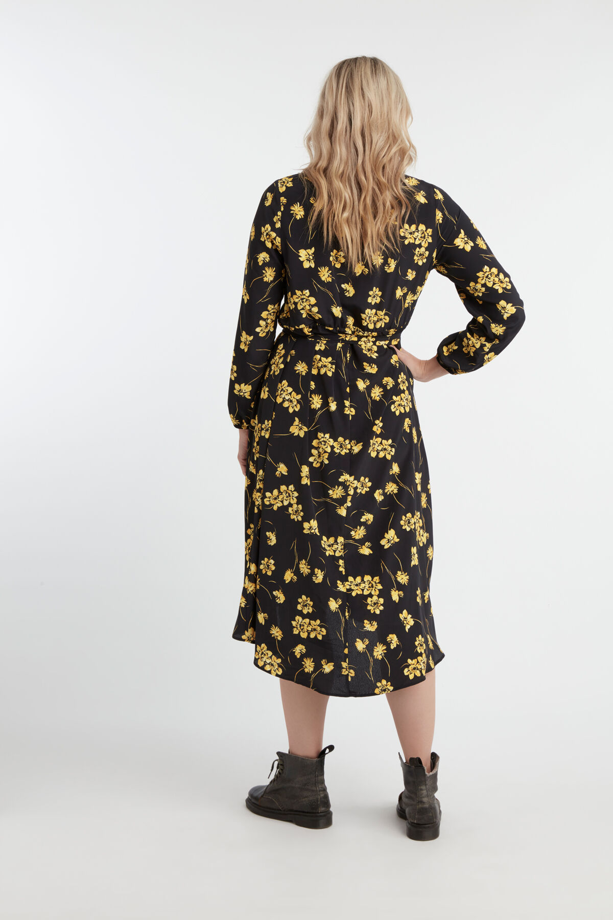 Vestido cruzado image number 5