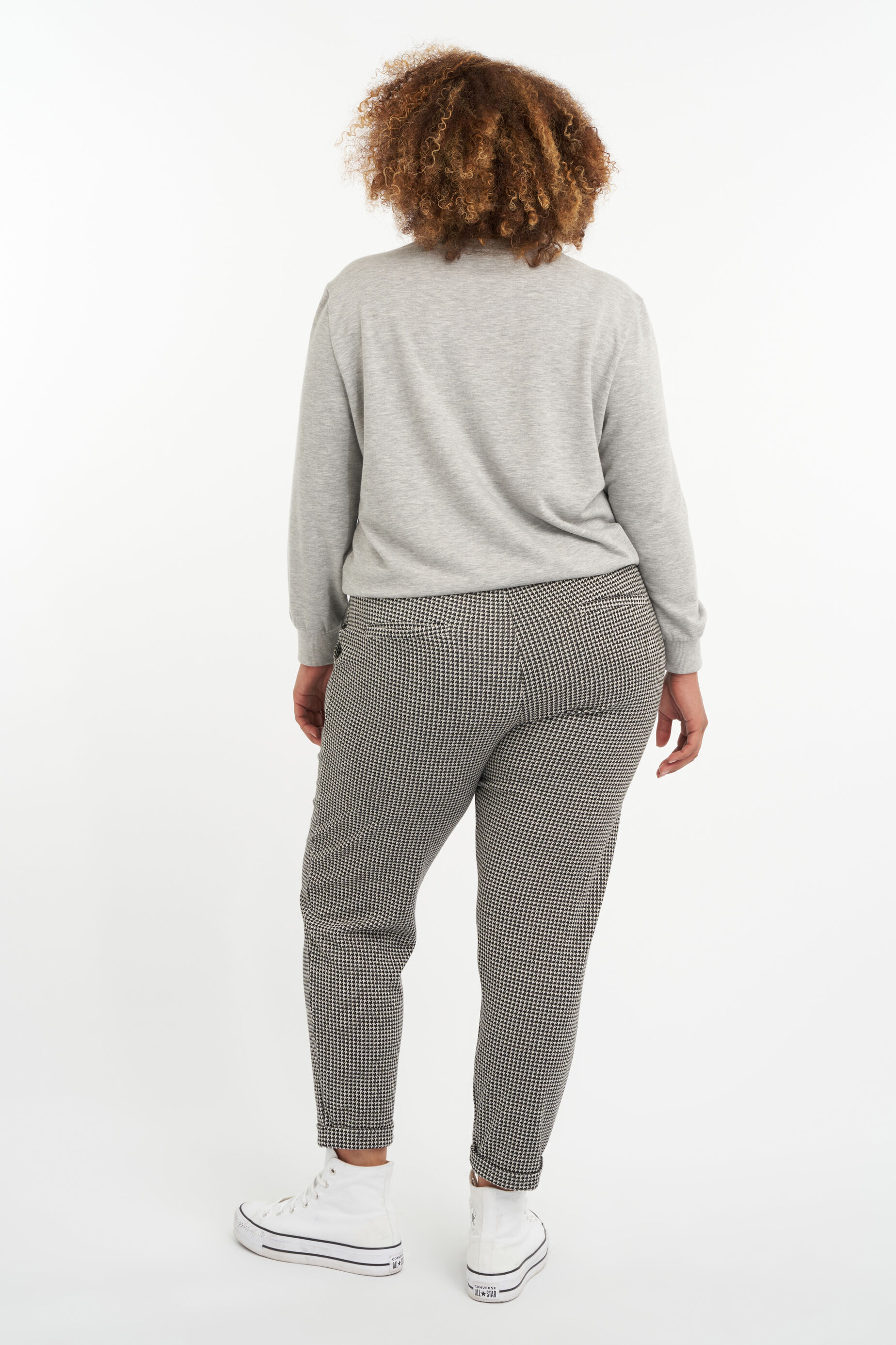 Pantalones de cuadros holgados image number 3