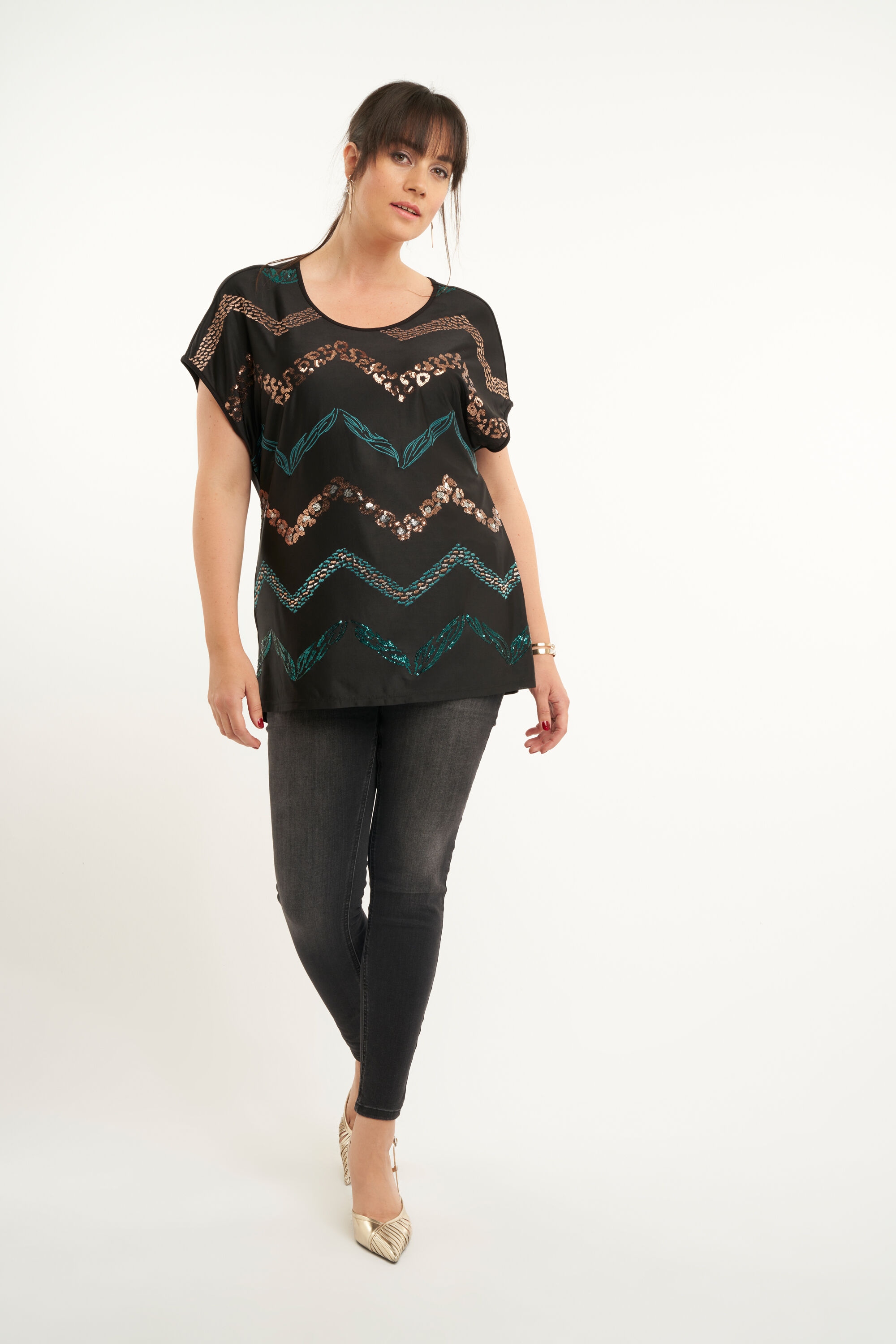 T&uacute;nica con lentejuelas image number 6