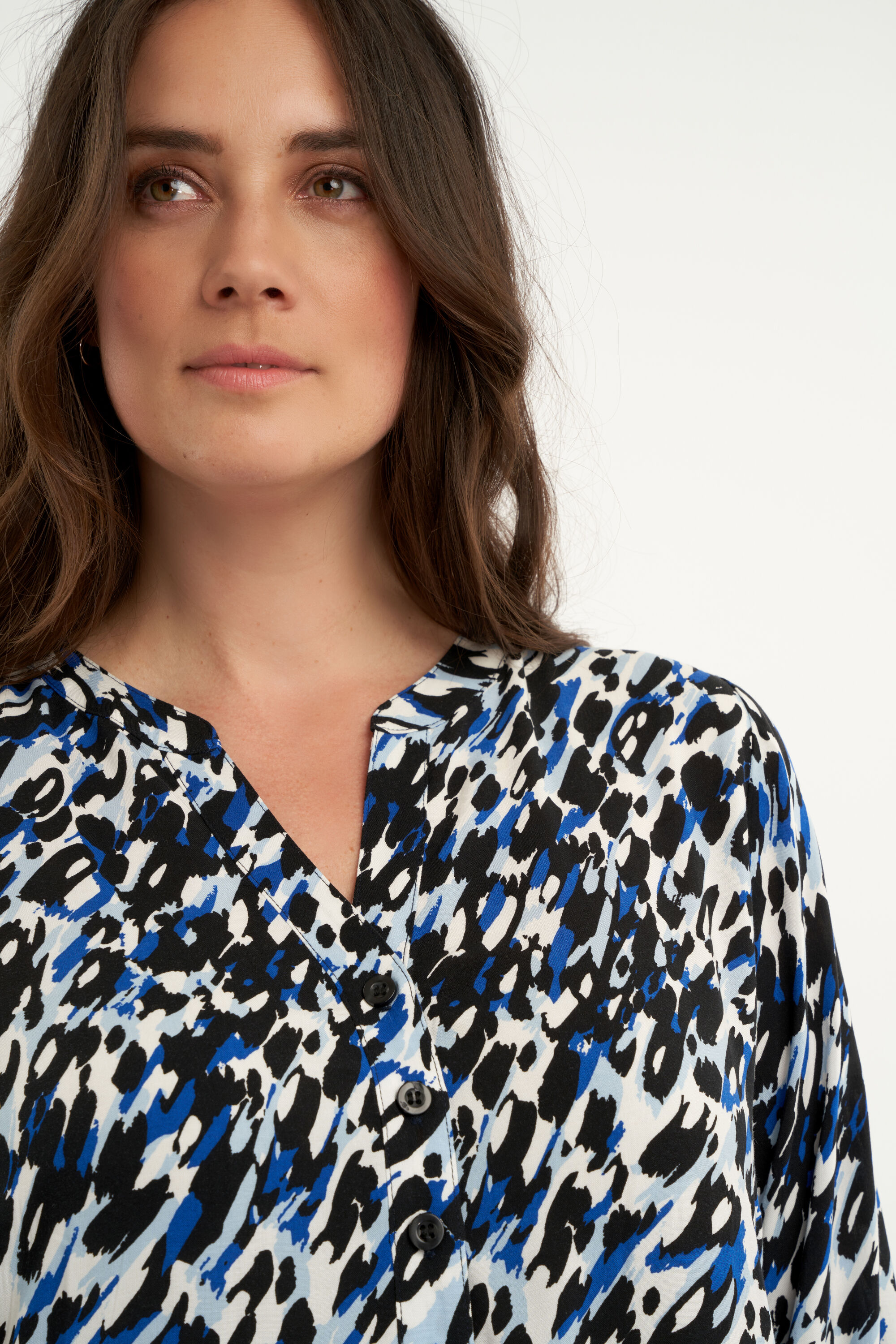 Vestido estampado con corte en A  image number 6