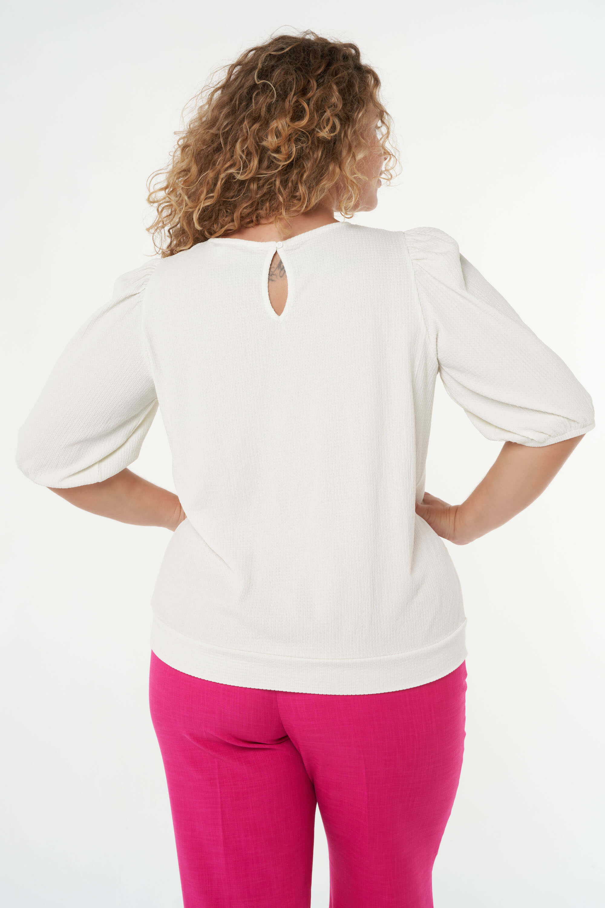 Top con corte globo image number 2