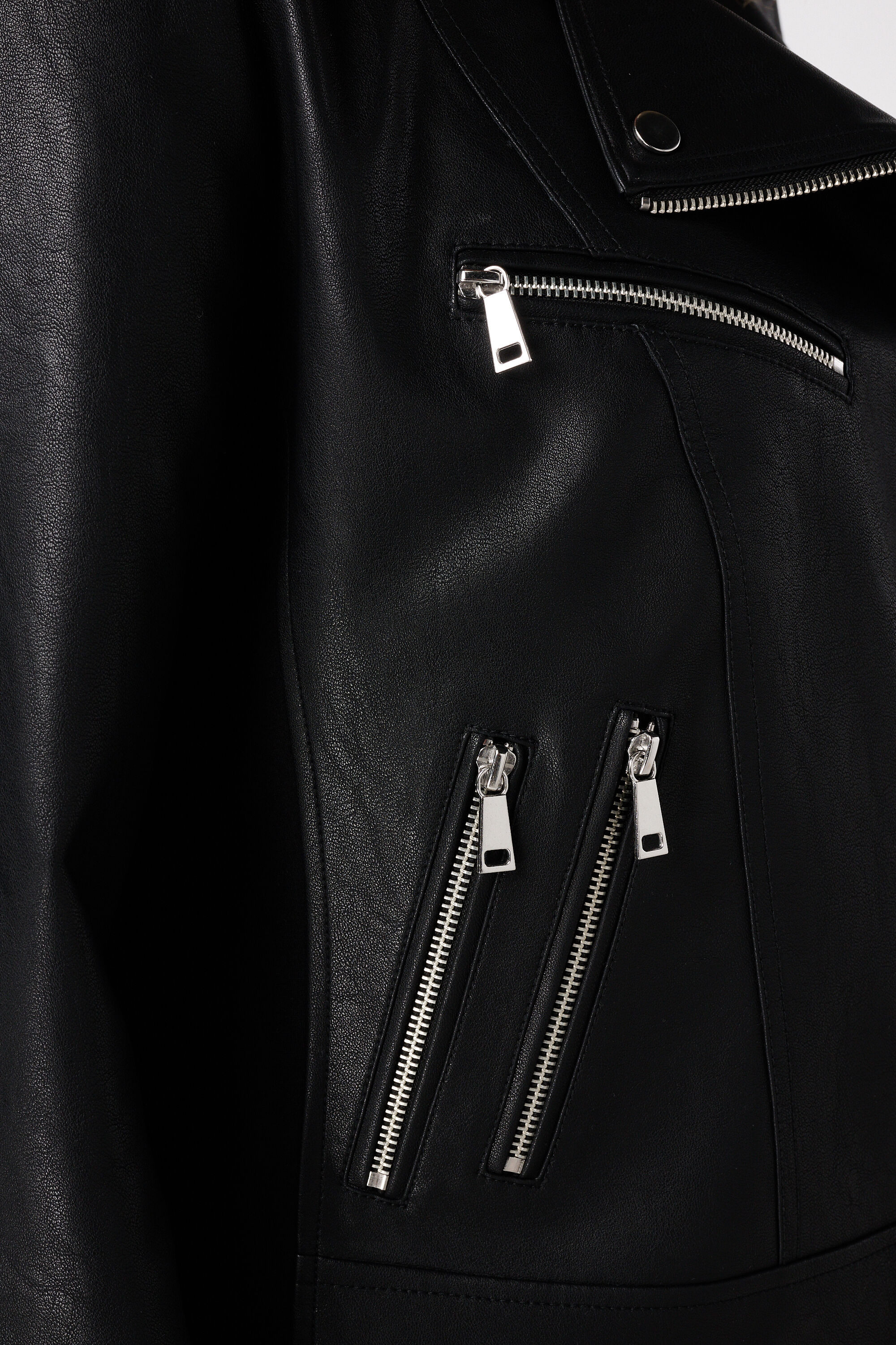 Cazadora biker de polipiel image number 6