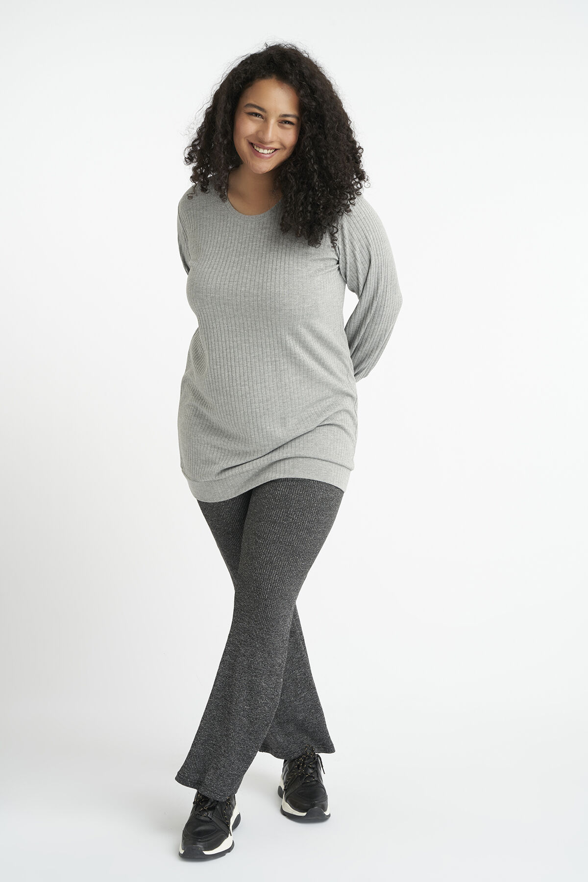 Su&eacute;ter largo  image number 4