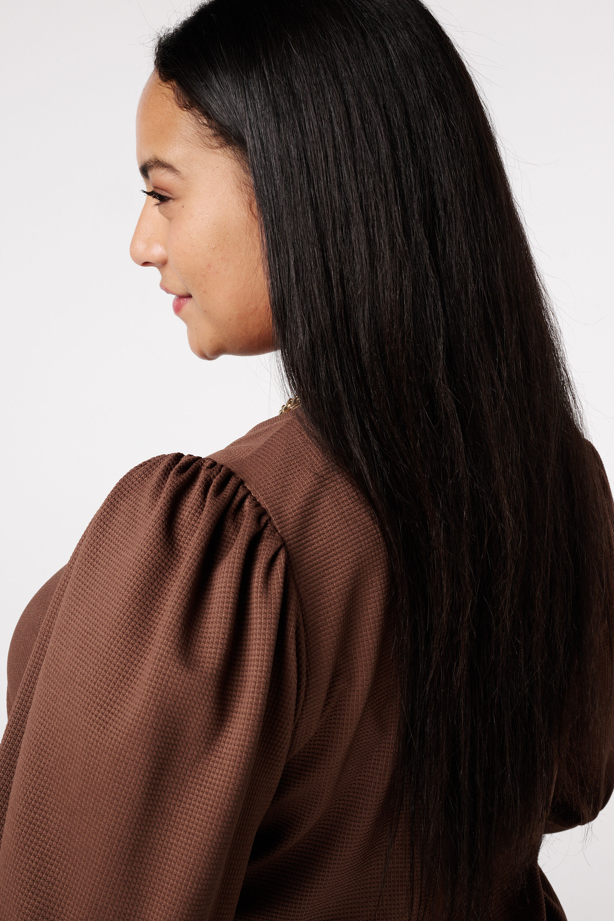 Top con mangas abullonadas image number 4