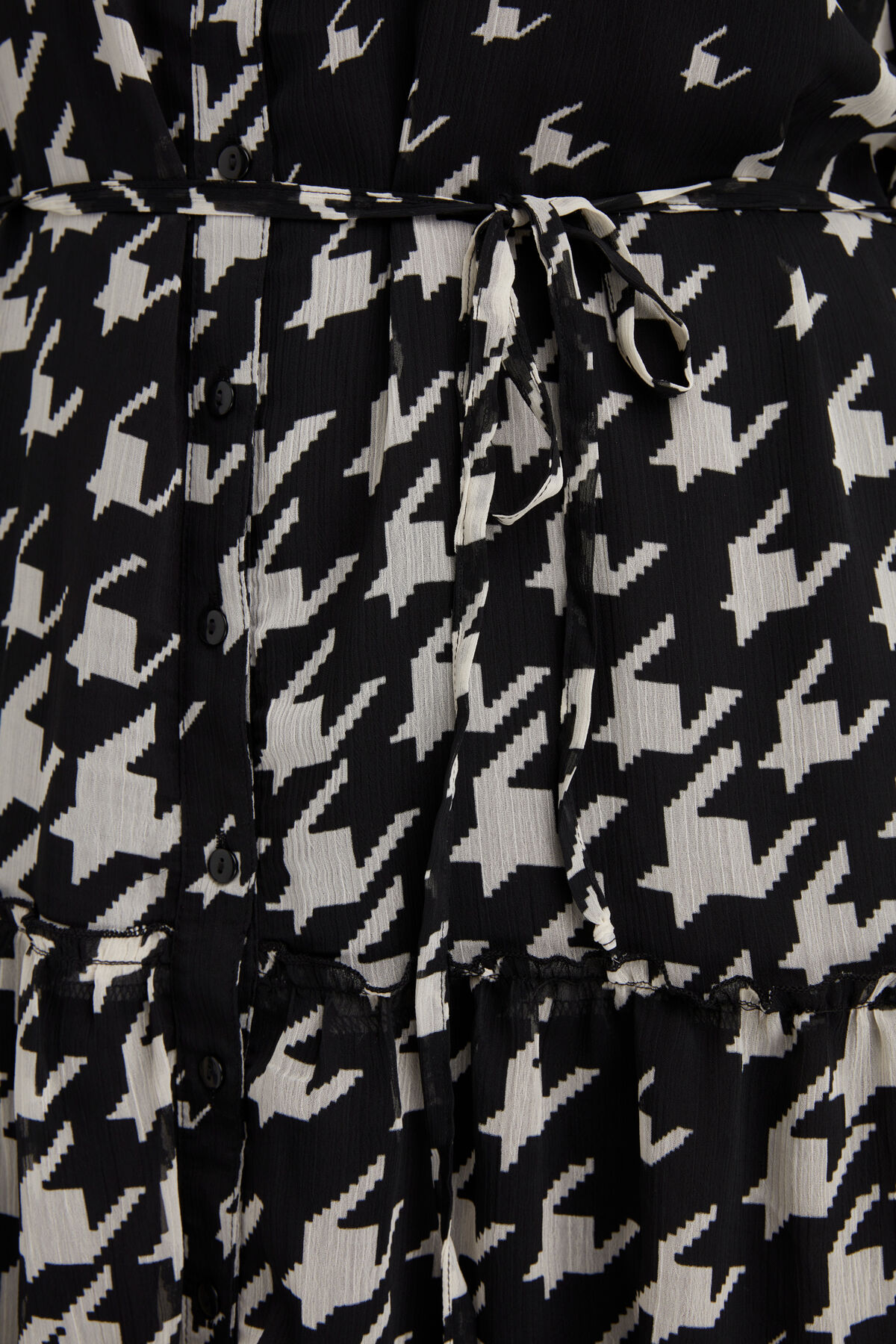 Vestido con estampado pata de gallo image number 4