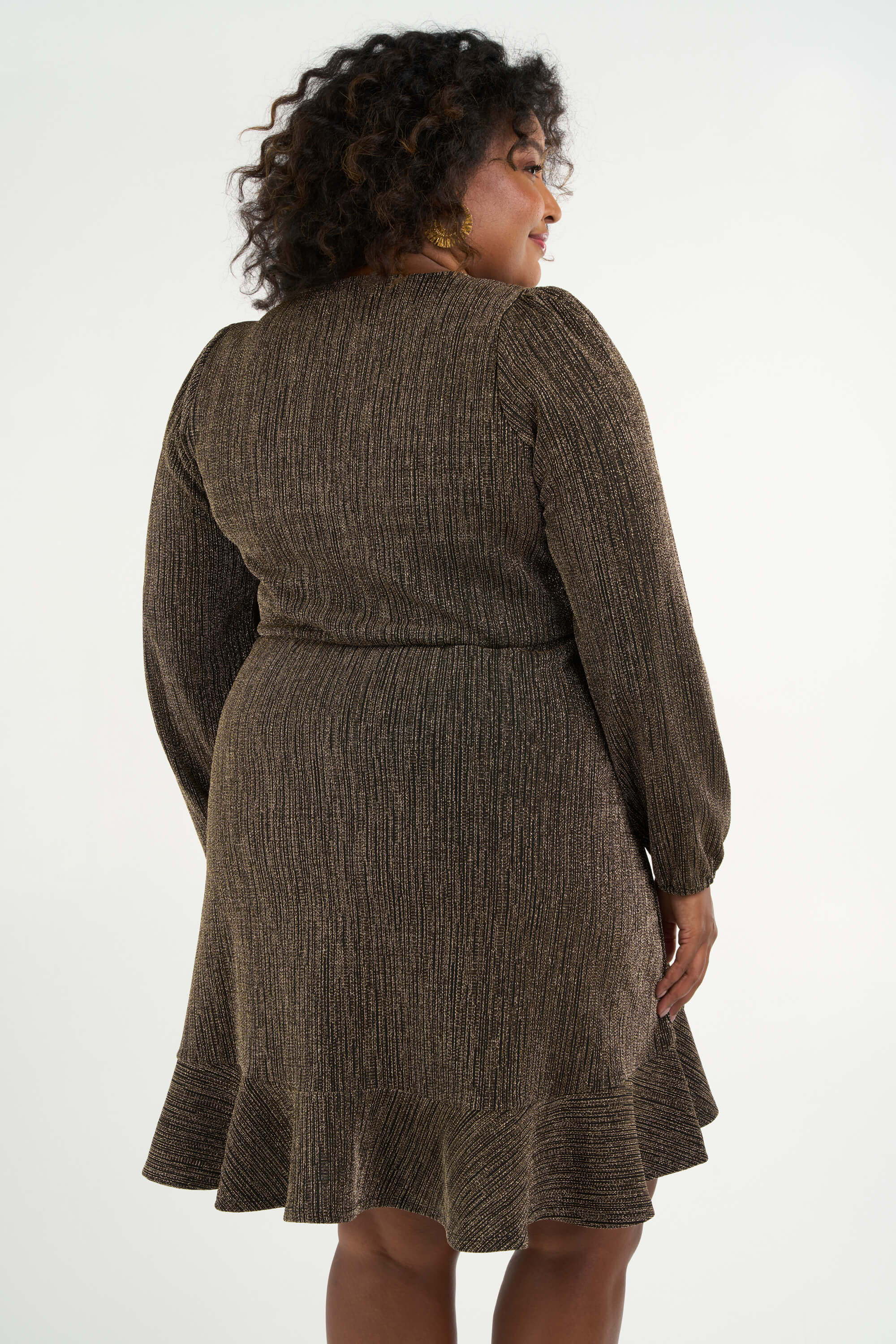 Vestido cruzado con purpurina image number 4