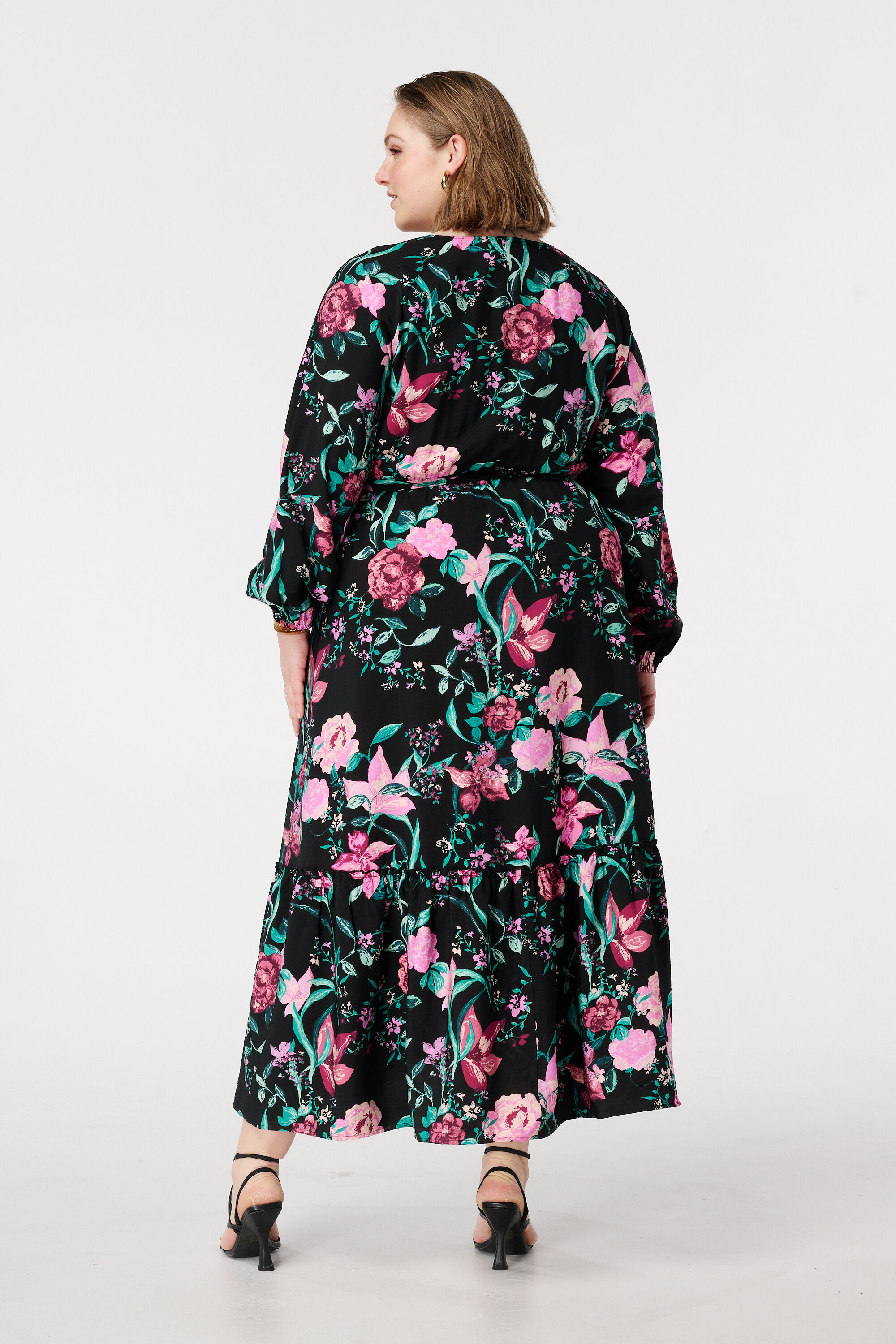 Vestido midi con cintur&oacute;n image number 3