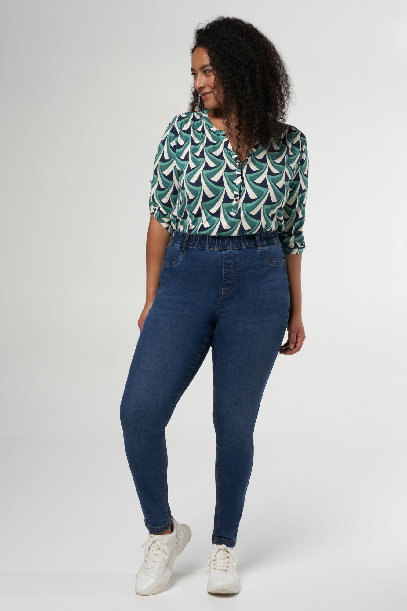 Treggings con aspecto denim image number 6