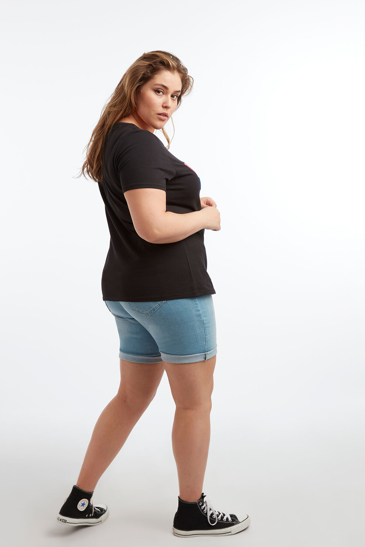 Camiseta bordada image number 5