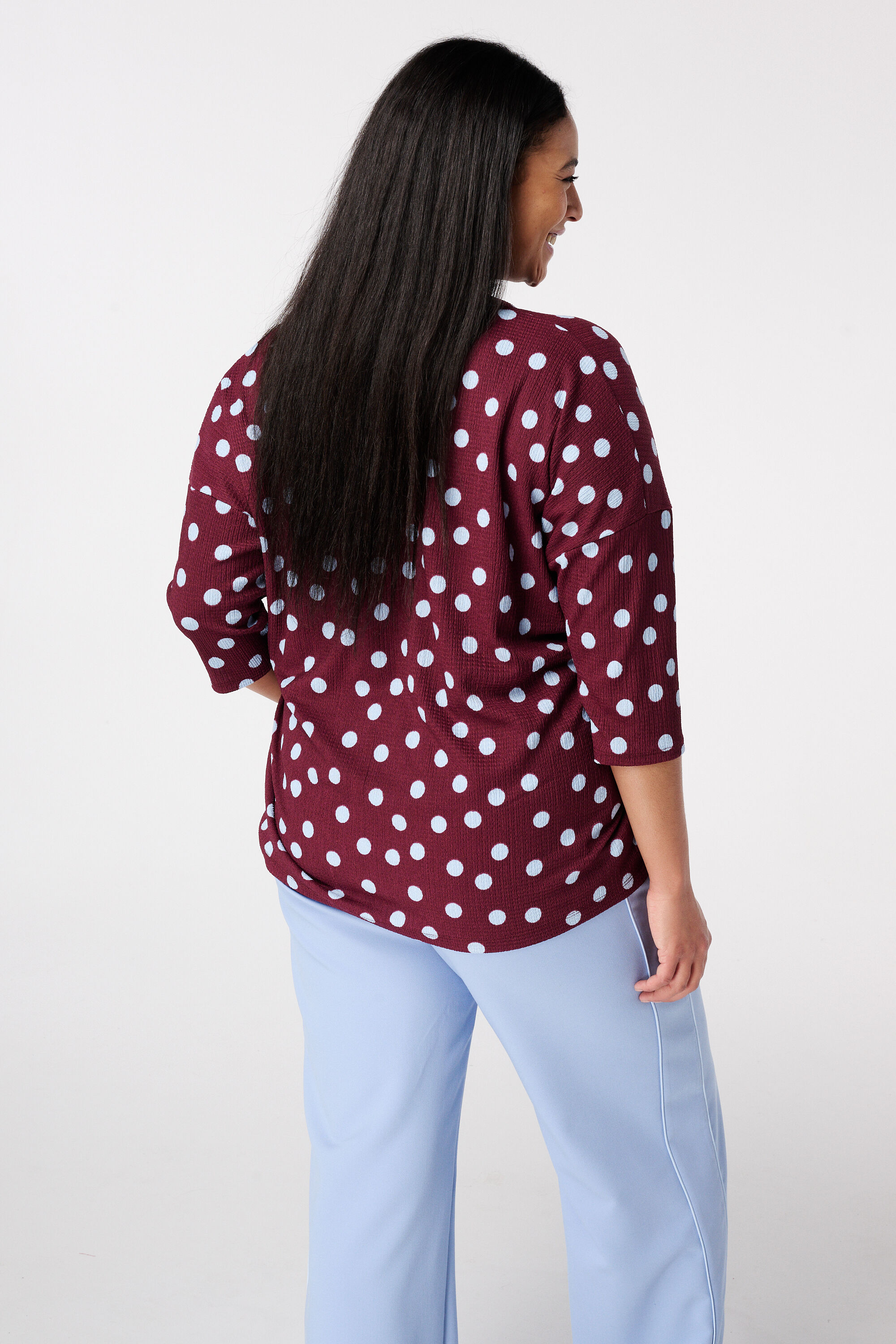 Top con mangas tres cuartos image number 3