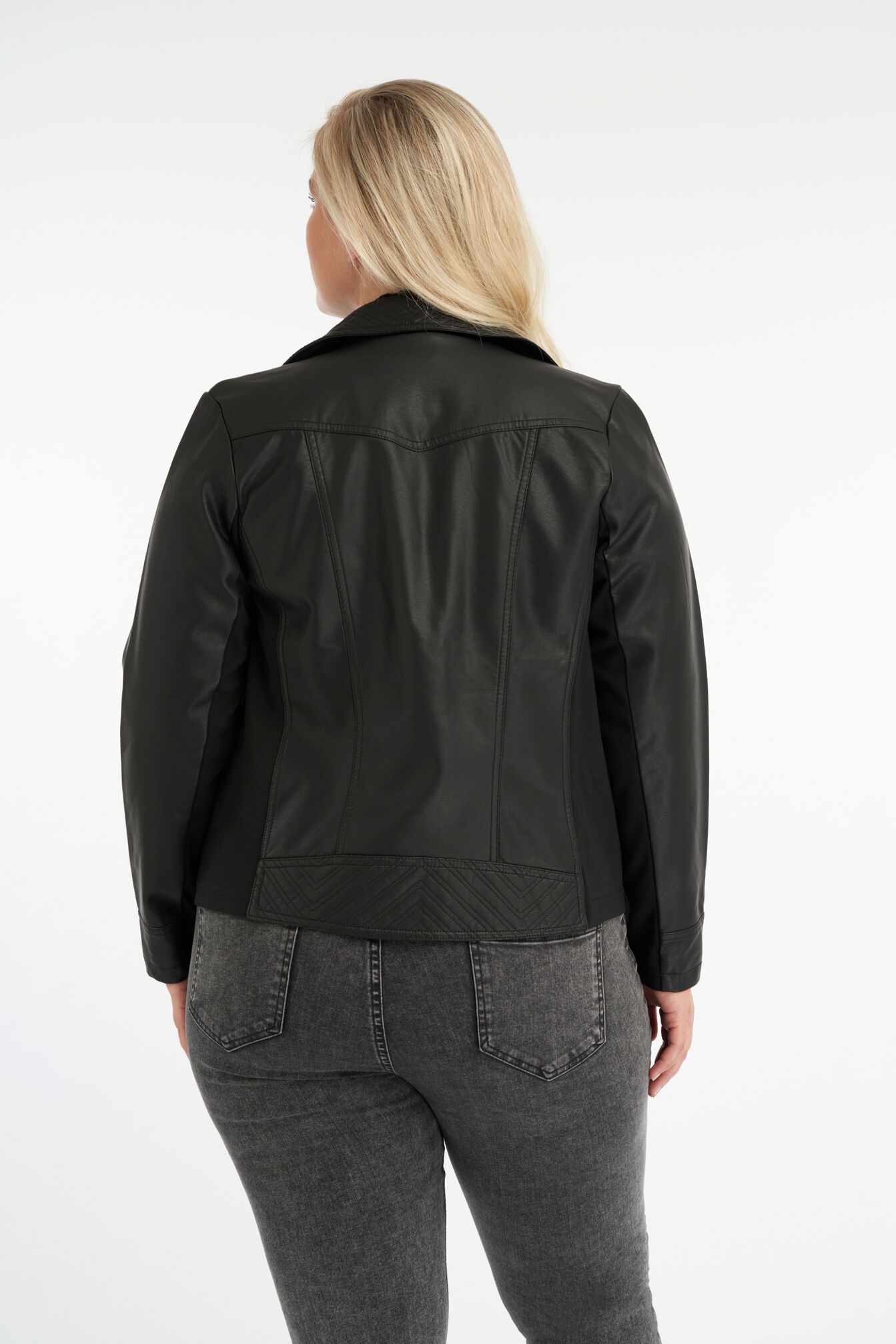 Chaqueta motera de cuero sint&eacute;tico image number 3