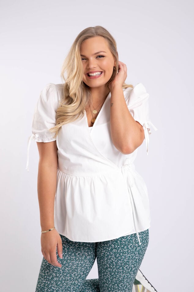 Blusa cruzada image number 7