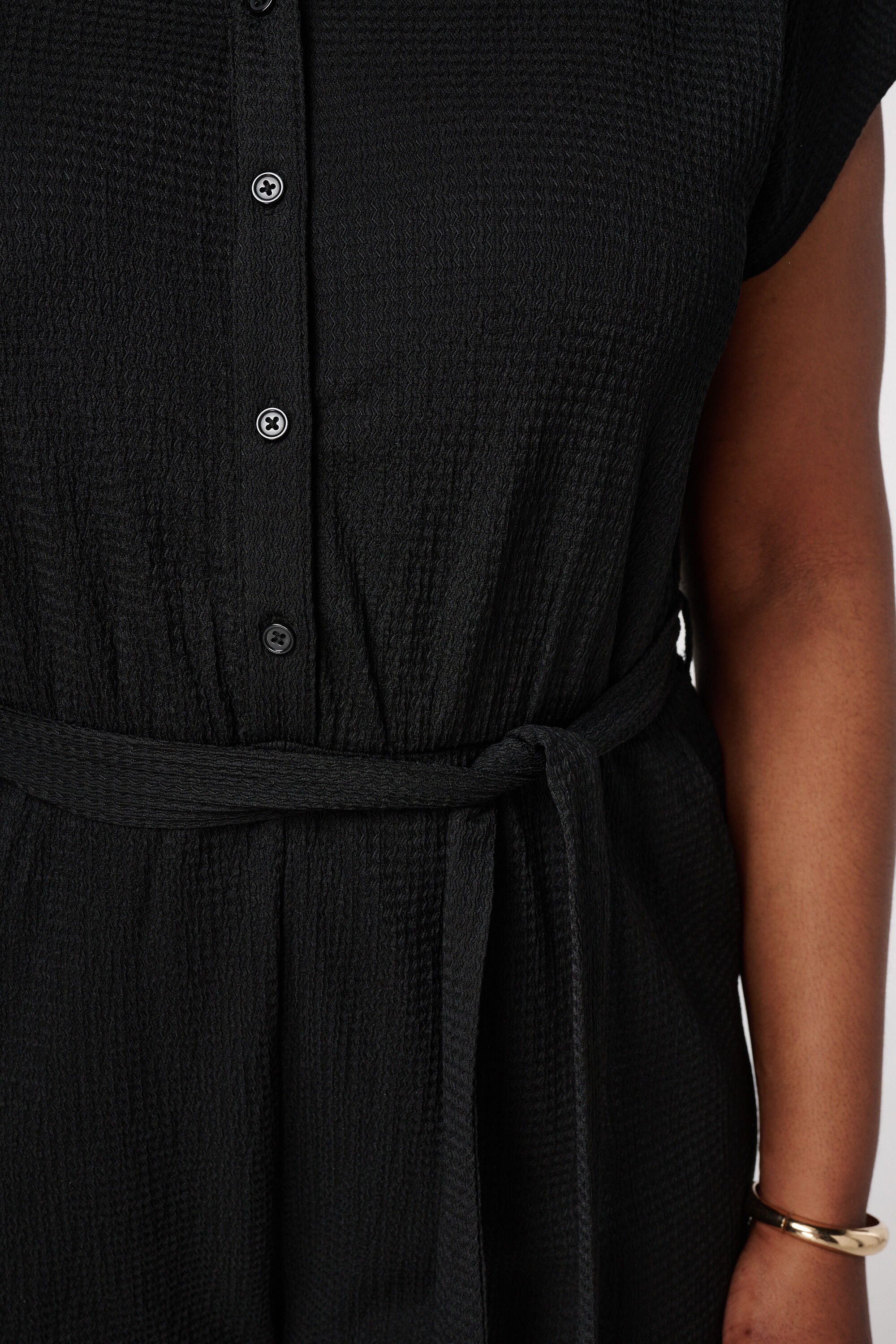 Mono con pajarita image number 6