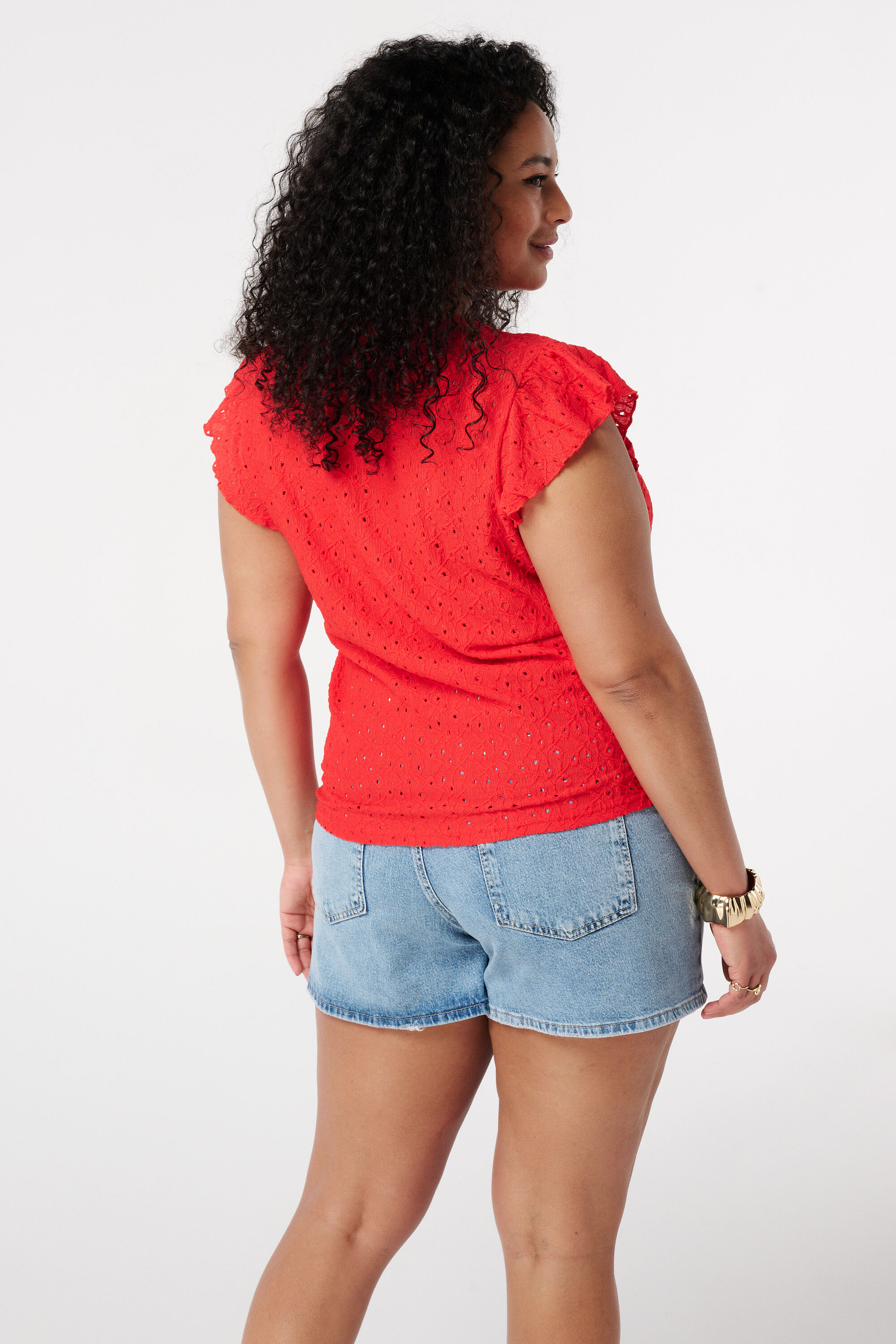 Top con detalles de crochet  image number 3